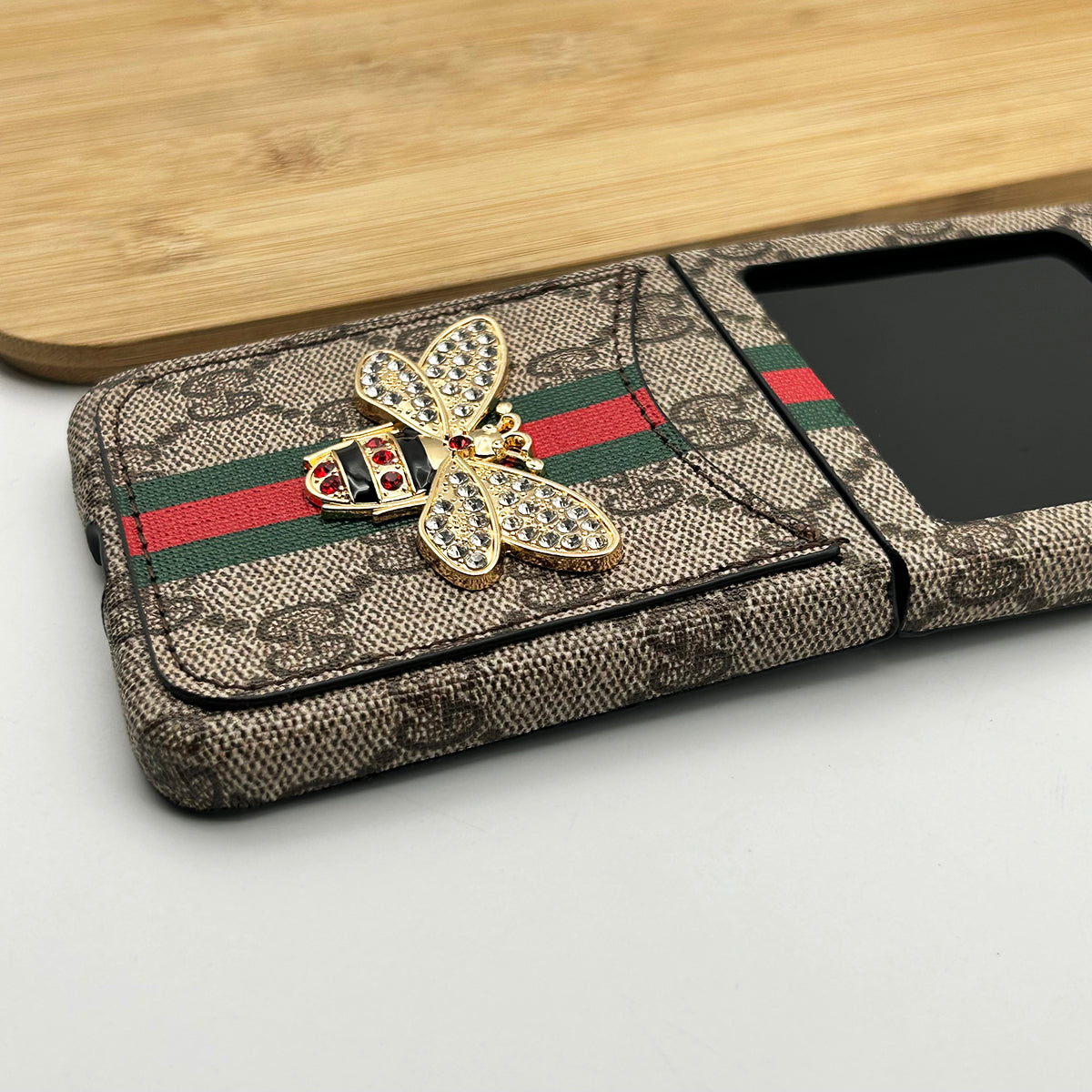 Samsung Galaxy Z Flip 7 FE Luxury GG Bee Design Card Holder Leather Case Cover
