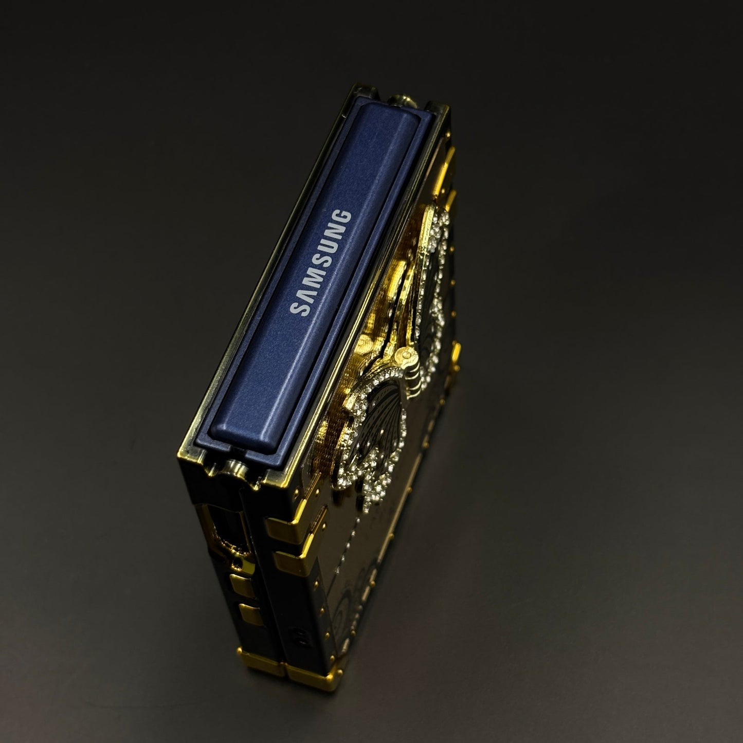 Luxury Butterfly Trunk Case for Samsung Galaxy Z Flip 7 | Gold Mirror Finish | Diamond Butterfly