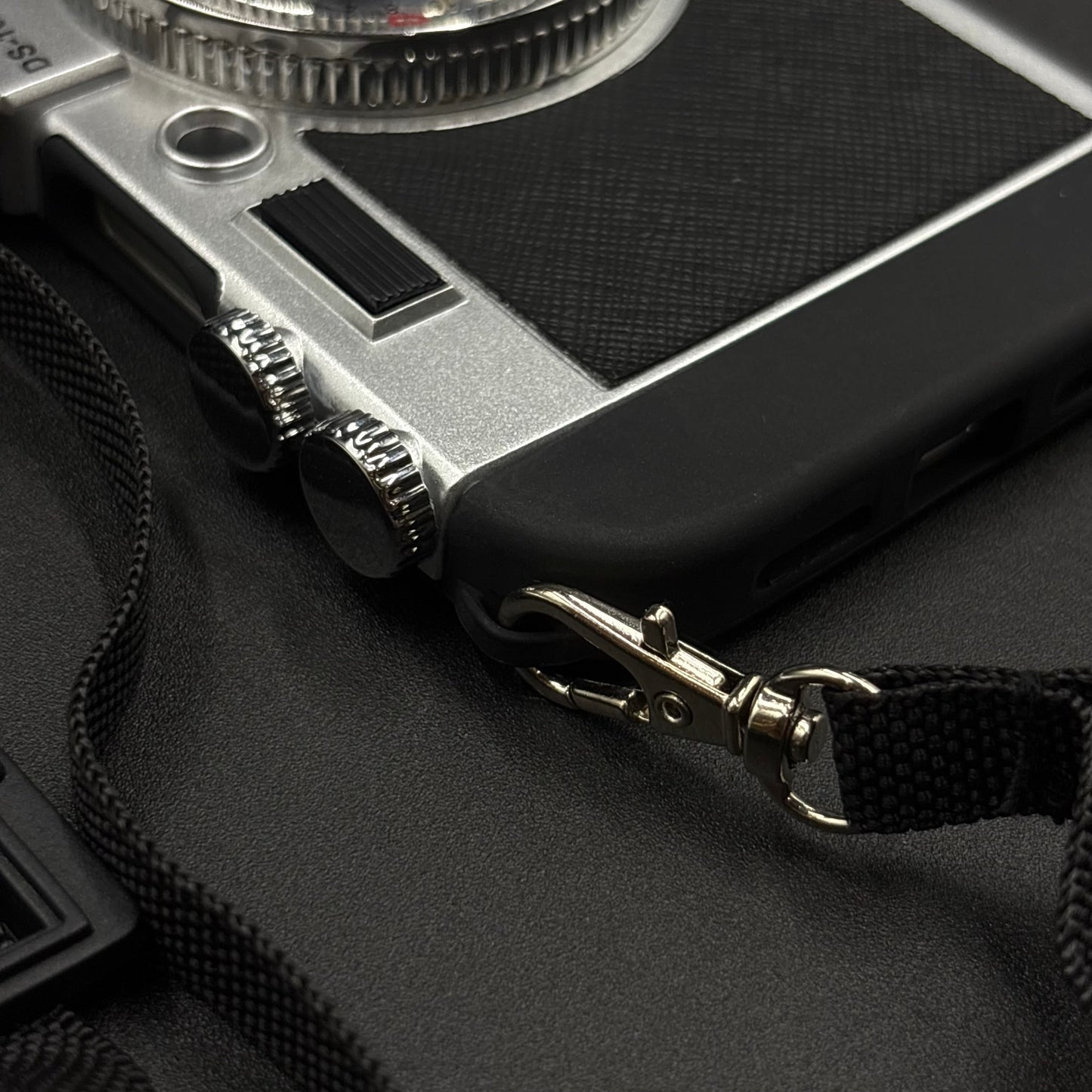 3D Vintage Camera Case for iPhone 16 Series | Retro Designer | Detachable Sling