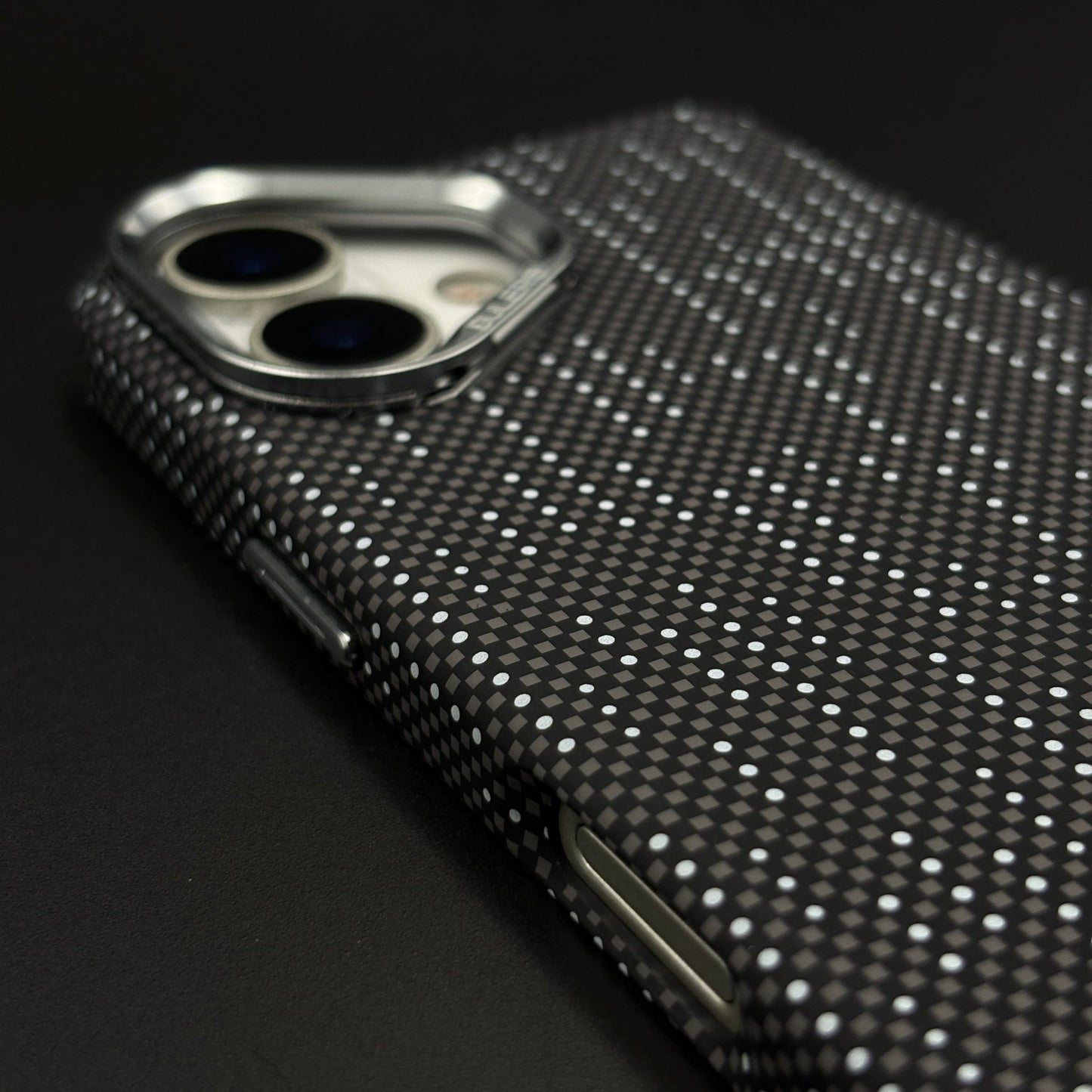 Speckled Night Grid Carbon Fibre Hidden MagSafe Case with Camera Kickstand for iPhone 17