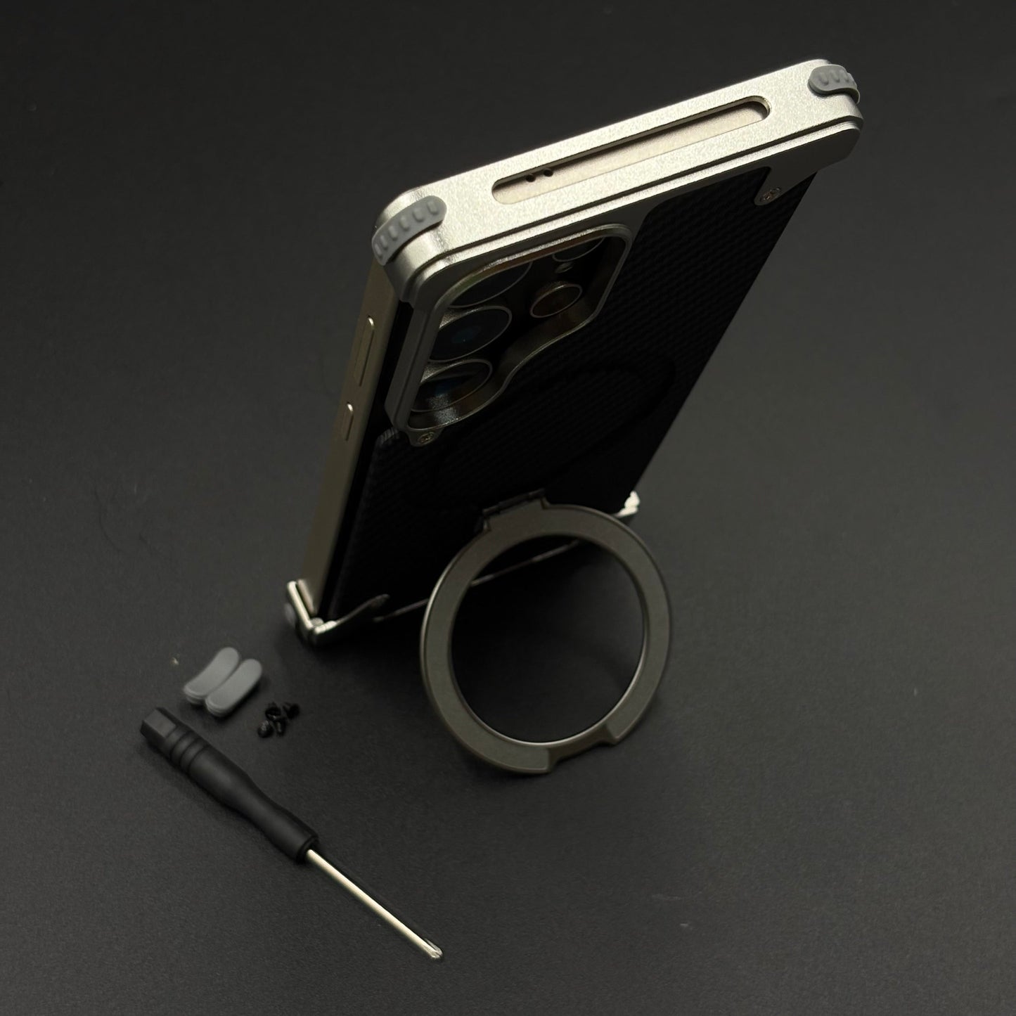 UltraLux Carbon Fibre & Metal MagSafe Case for Samsung Galaxy S24 Ultra | Crafted for Style & Strength