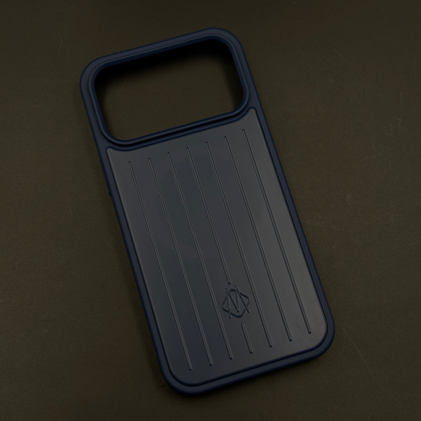 Luxury Brand M Vertical Ribbed Hidden MagSafe OG Case for iPhone 17 Series