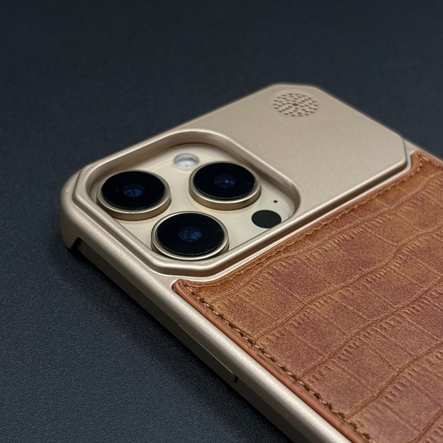 Croc Pattern Phone Case for iPhone Series | Aeroflex Borderless Frame | Real Feel Leather | MagSafe Compatible