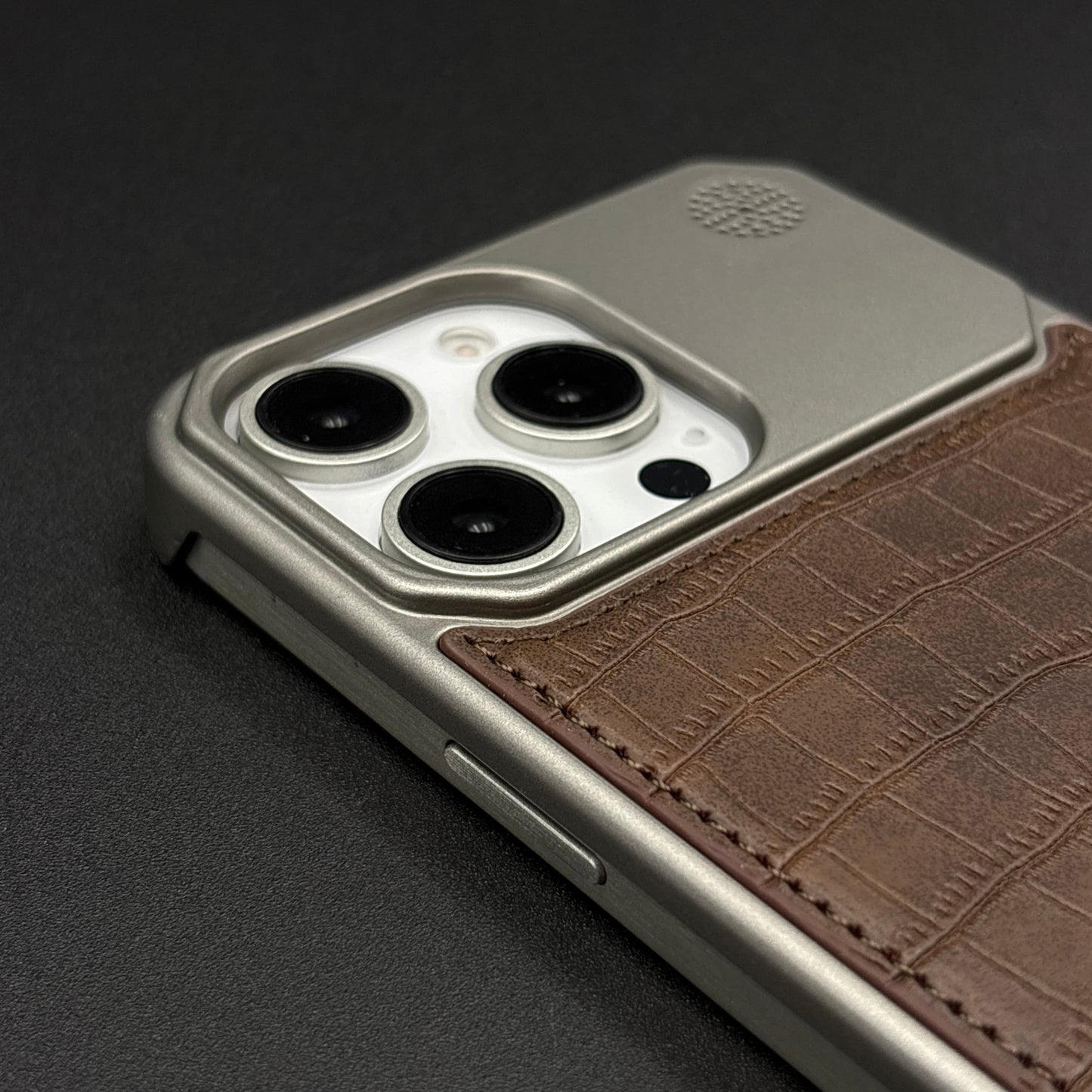 Croc Pattern Phone Case for iPhone Series | Aeroflex Borderless Frame | Real Feel Leather | MagSafe Compatible
