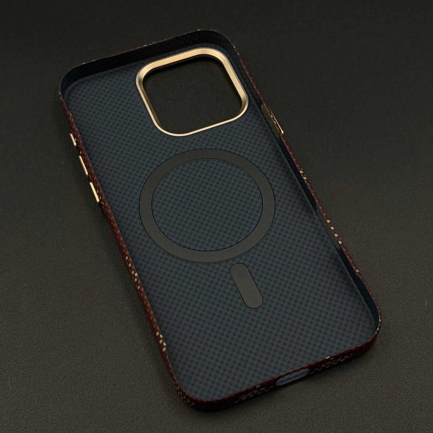 Glow in the Dark Aramid Fiber Case for iPhone Series | Hidden Magsafe | Luminous Design