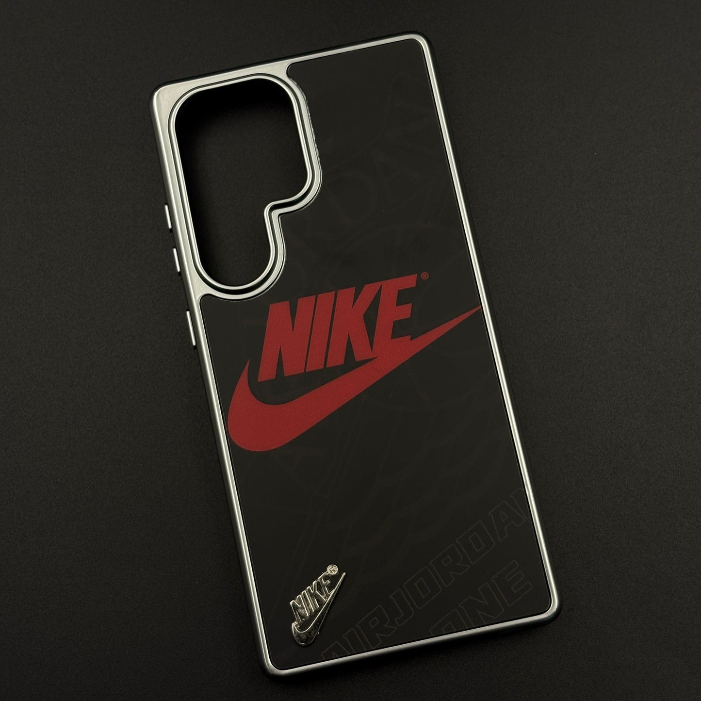 Luxury Sport Brand Black Case with Metallic Emblem for Samsung Galaxy S25 Ultra