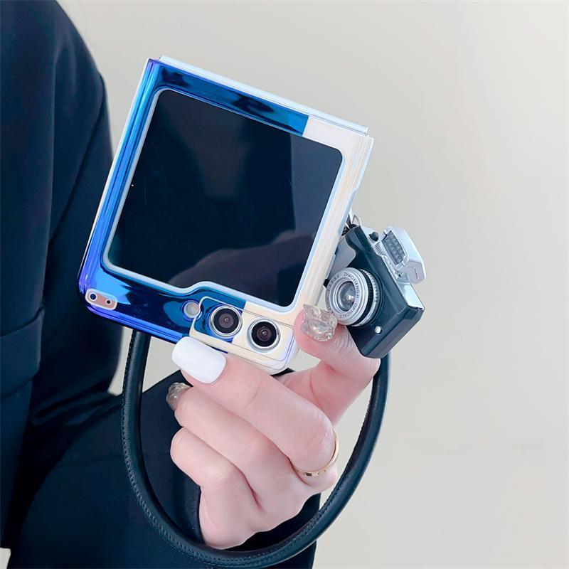 Vintage Camera Case with Flash & Sling for Samsung Galaxy Z Flip 7 FE | Retro Design | Functional LED Light