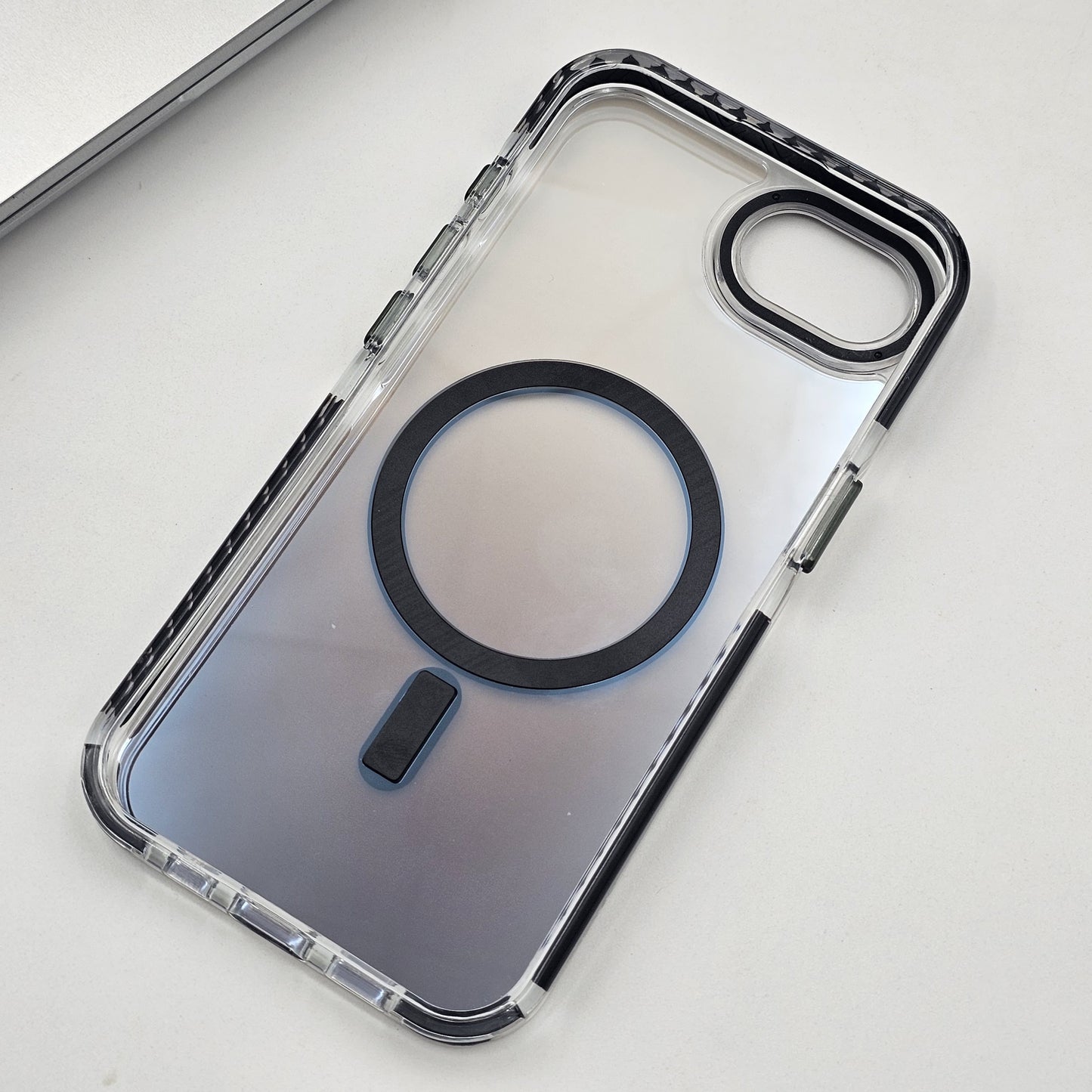 iPhone 16E Non Yellow OG Gradual Premium Matte Magsafe Case