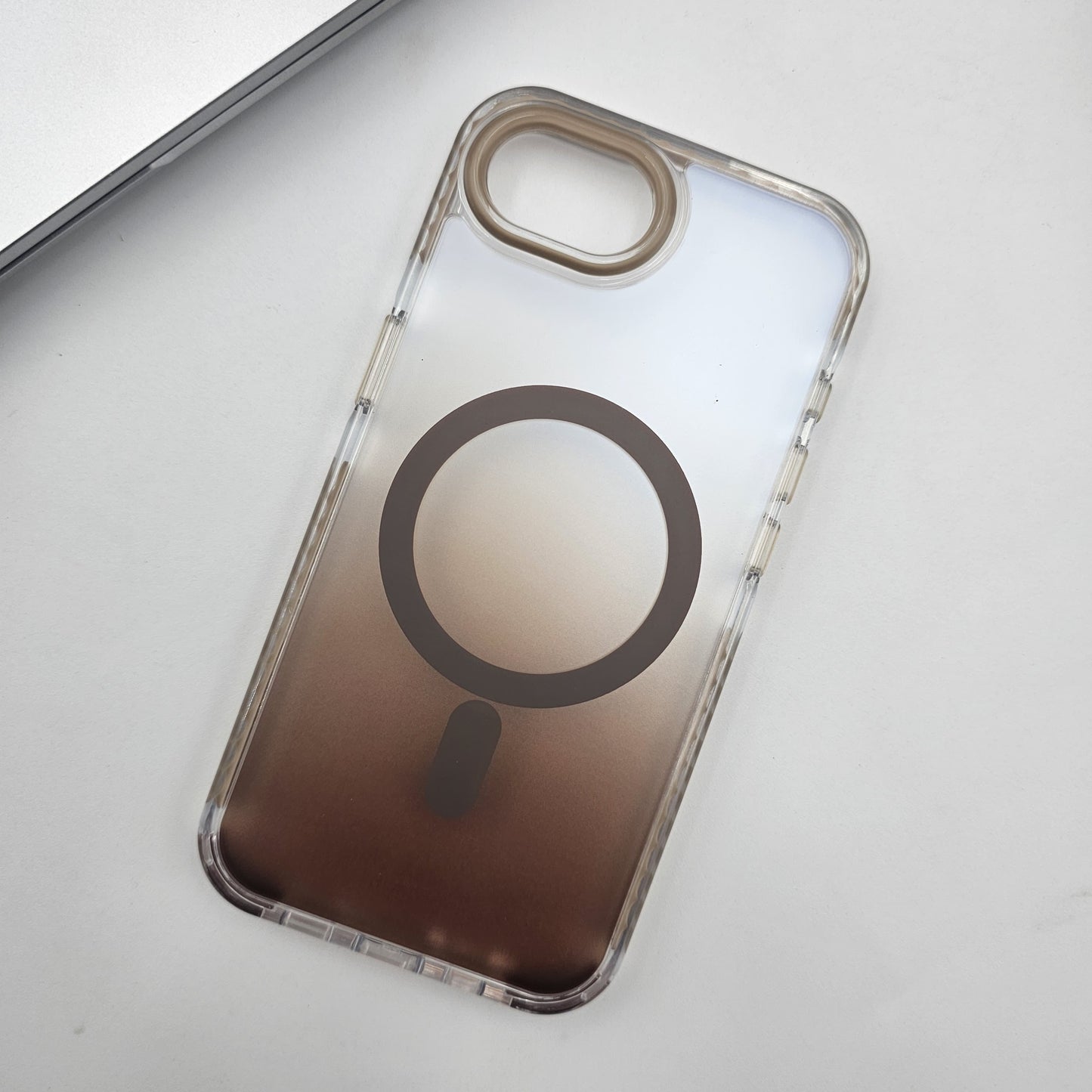 iPhone 16E Non Yellow OG Gradual Premium Matte Magsafe Case