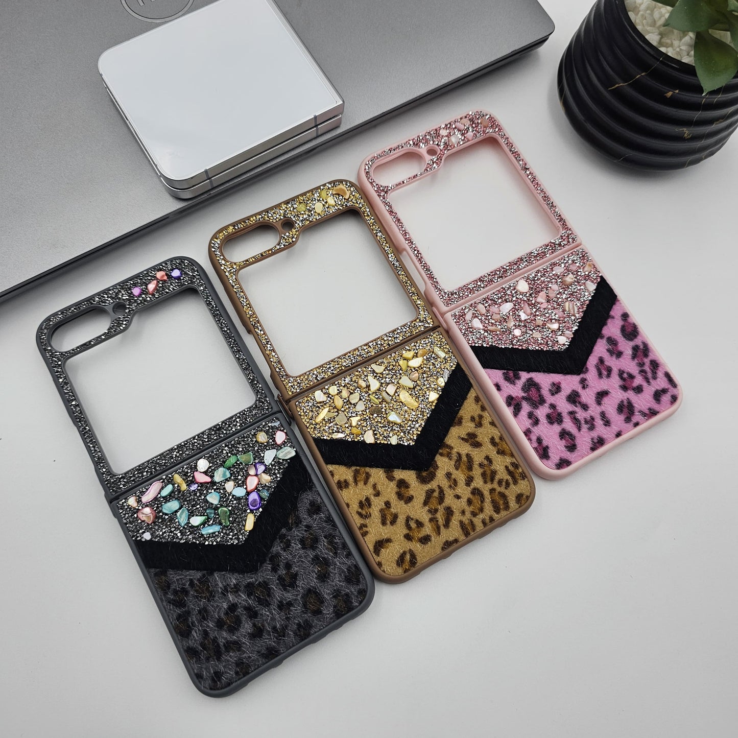 Samsung Galaxy Z Flip 7 FE Rhinestone Leopard Soft Fur Wristband Sling Case