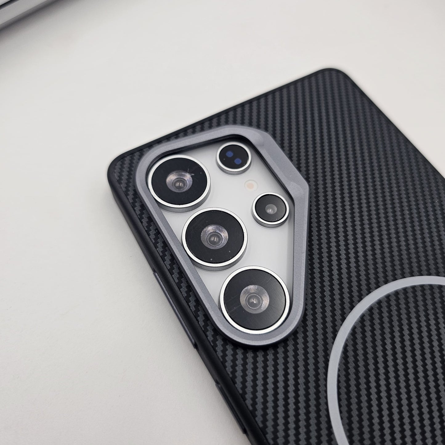 Samsung Galaxy S25 Ultra Carbon Fibre Magsafe Metal Camera Bump Case