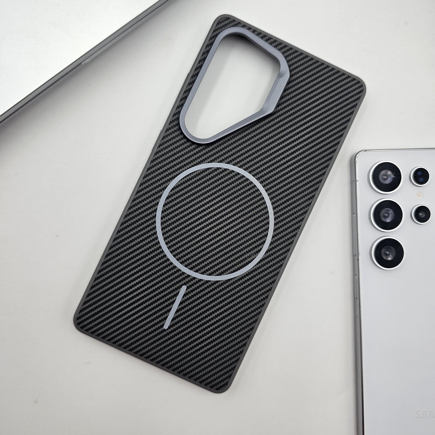 Samsung Galaxy S25 Ultra Carbon Fibre Magsafe Metal Camera Bump Case