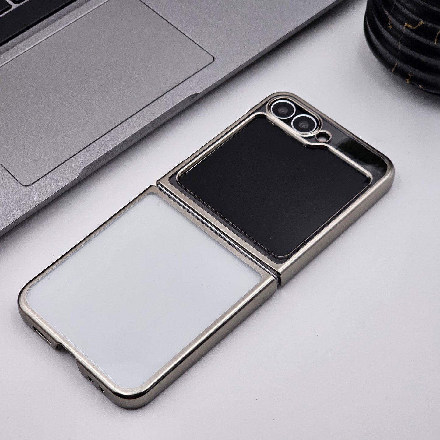 Chrome Hard Case Anti-Yellow for Samsung Galaxy Z Flip 7 FE | Premium Chrome Finish | Non-Slip Grip