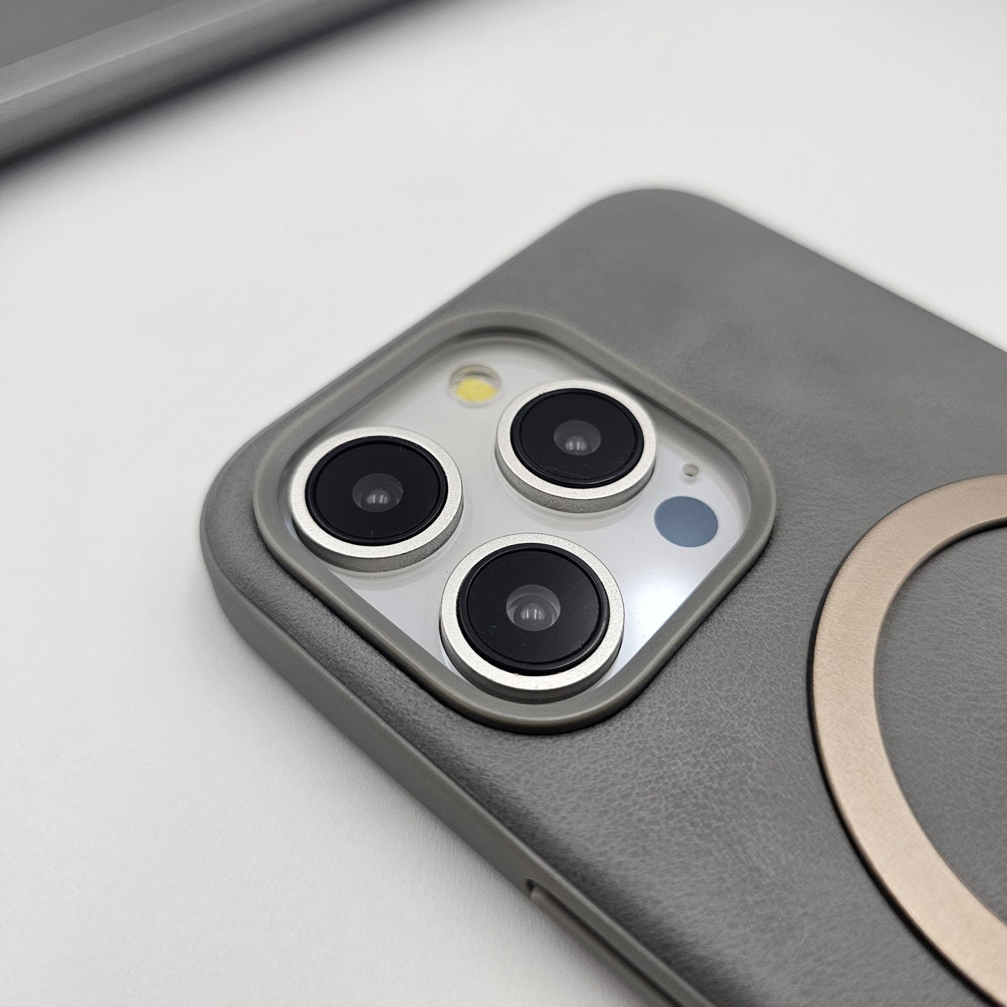iPhone PU Leather Magnetic Magsafe Case Supports Wireless Charging