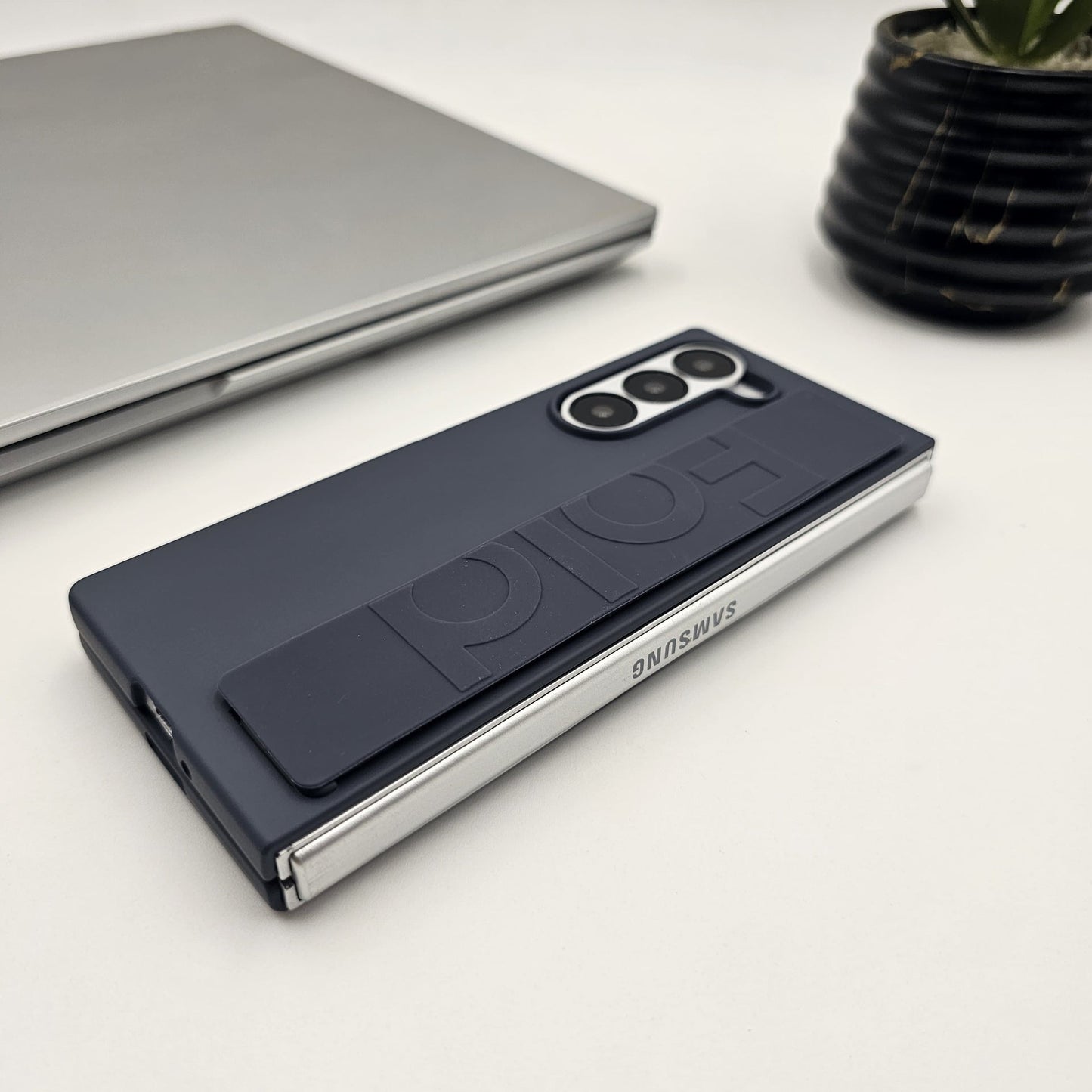 Wristband Grip Case for Samsung Galaxy Z Fold 6 | Slim Stylish Strap Holder