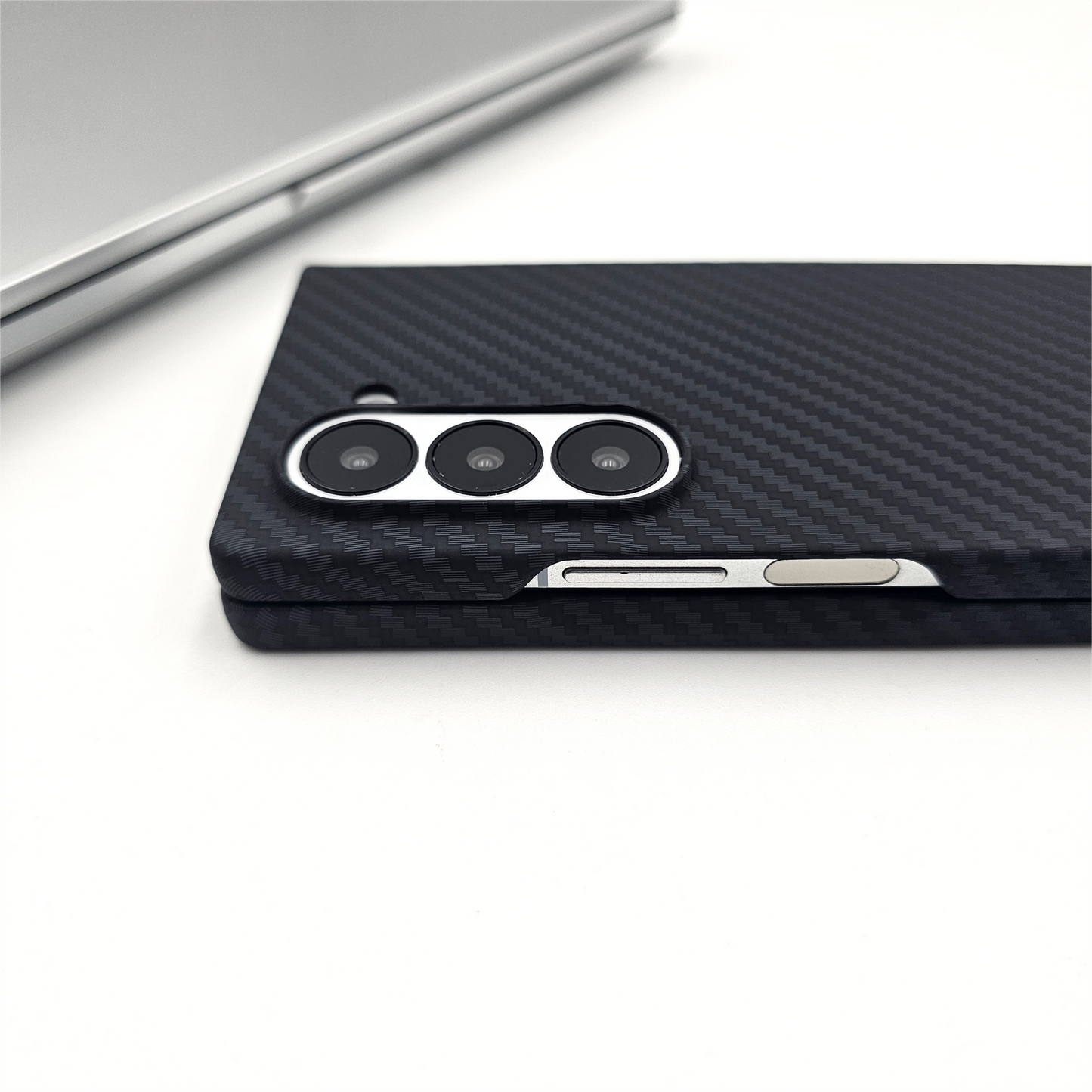 Black Premium Slim Case for Samsung Galaxy Z Fold 8 Ultra  | Rare Aramid Texture Finish | Real Carbon Fibre Feel | Hidden MagSafe