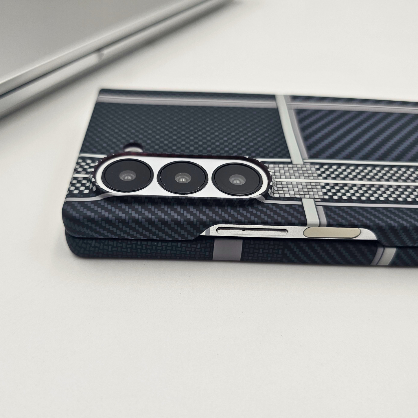 Striped Black Premium Slim Case for Samsung Galaxy Z Fold 8 Ultra | Rare Aramid Texture Finish | Real Carbon Fibre Feel | Hidden MagSafe