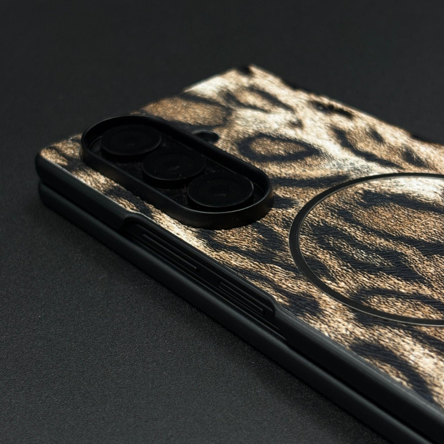 Leopard Print PU Leather Case for Samsung Galaxy Z Fold 7 | MagSafe Compatible | Bold Feel | Stylish Protection