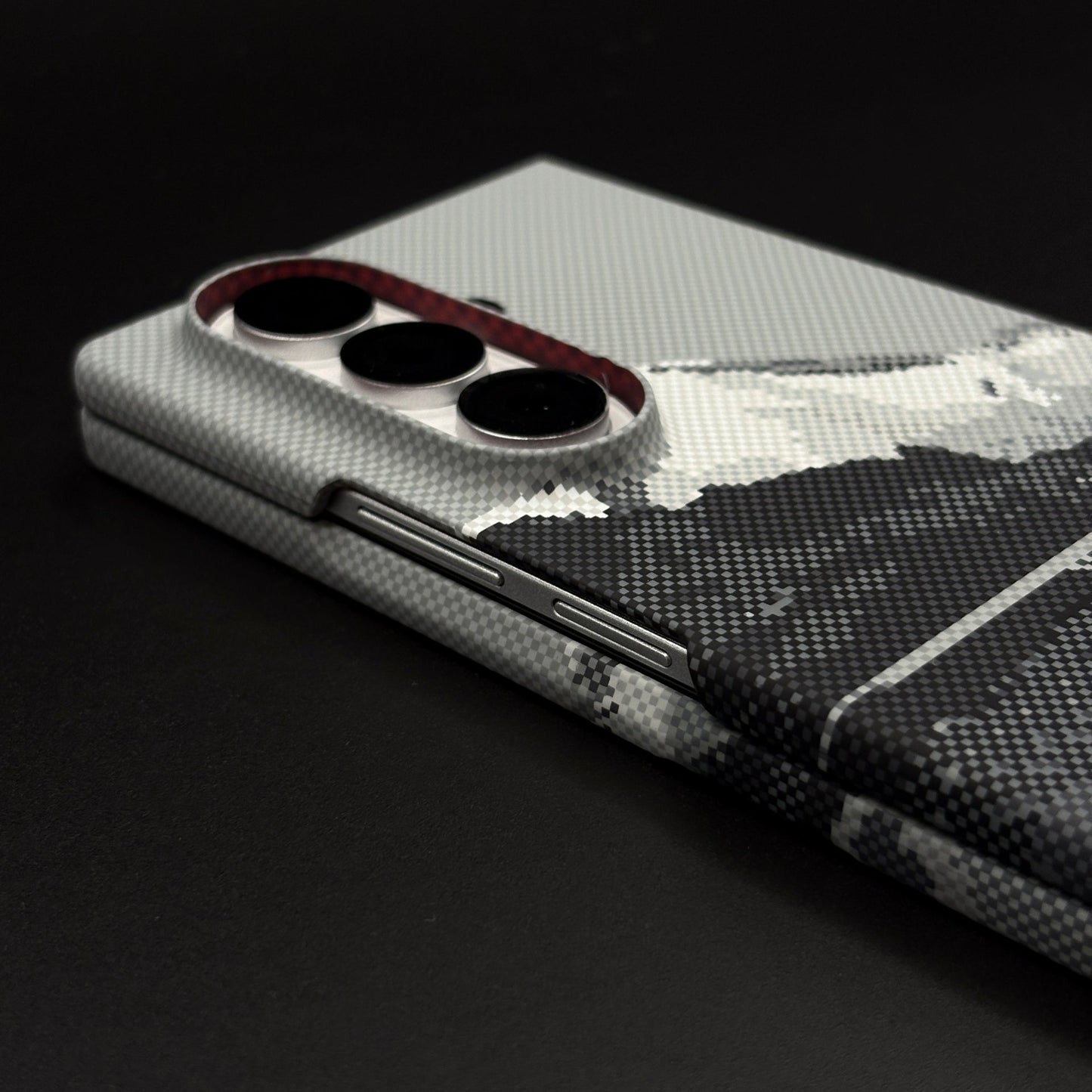 Aramid Texture Case Stripe Pattern Mountain for Samsung Galaxy Z Fold 8 Ultra Carbon Fibre Feel | Hidden MagSafe | Ultra Slim Fit