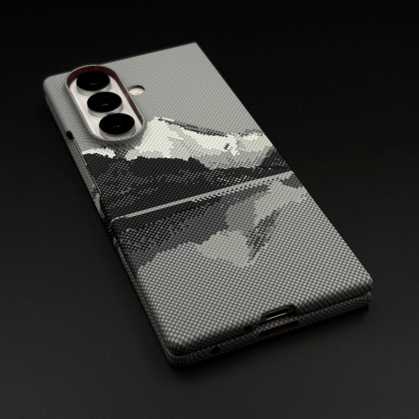 Aramid Texture Case Stripe Pattern Mountain for Samsung Galaxy Z Fold 8 Ultra Carbon Fibre Feel | Hidden MagSafe | Ultra Slim Fit