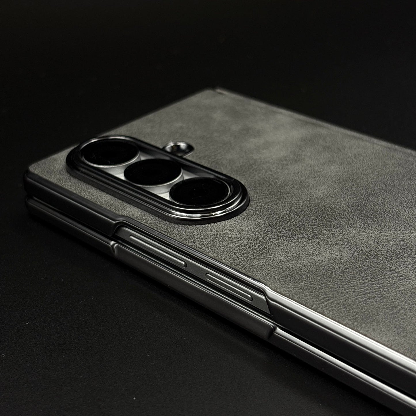 Protective Leather Case for Samsung Galaxy Z Fold 6 | Carbon Fibre Feel  | Front Display & Hinge Guard | Luxury Edition