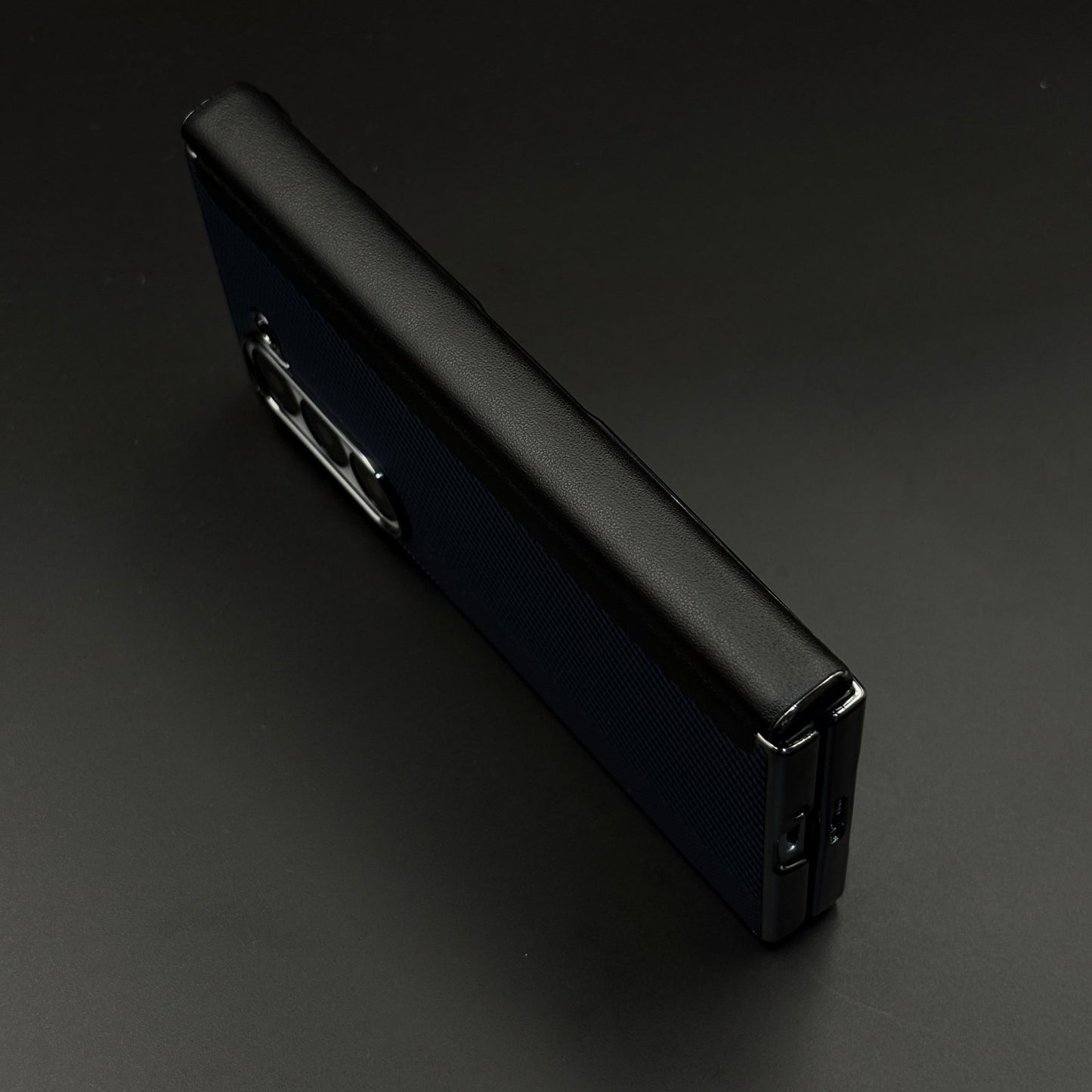 Dual Shade Carbon Fibre Case for Samsung Galaxy Z Fold 7 | Front Display & Hinge Guard | Luxury Edition