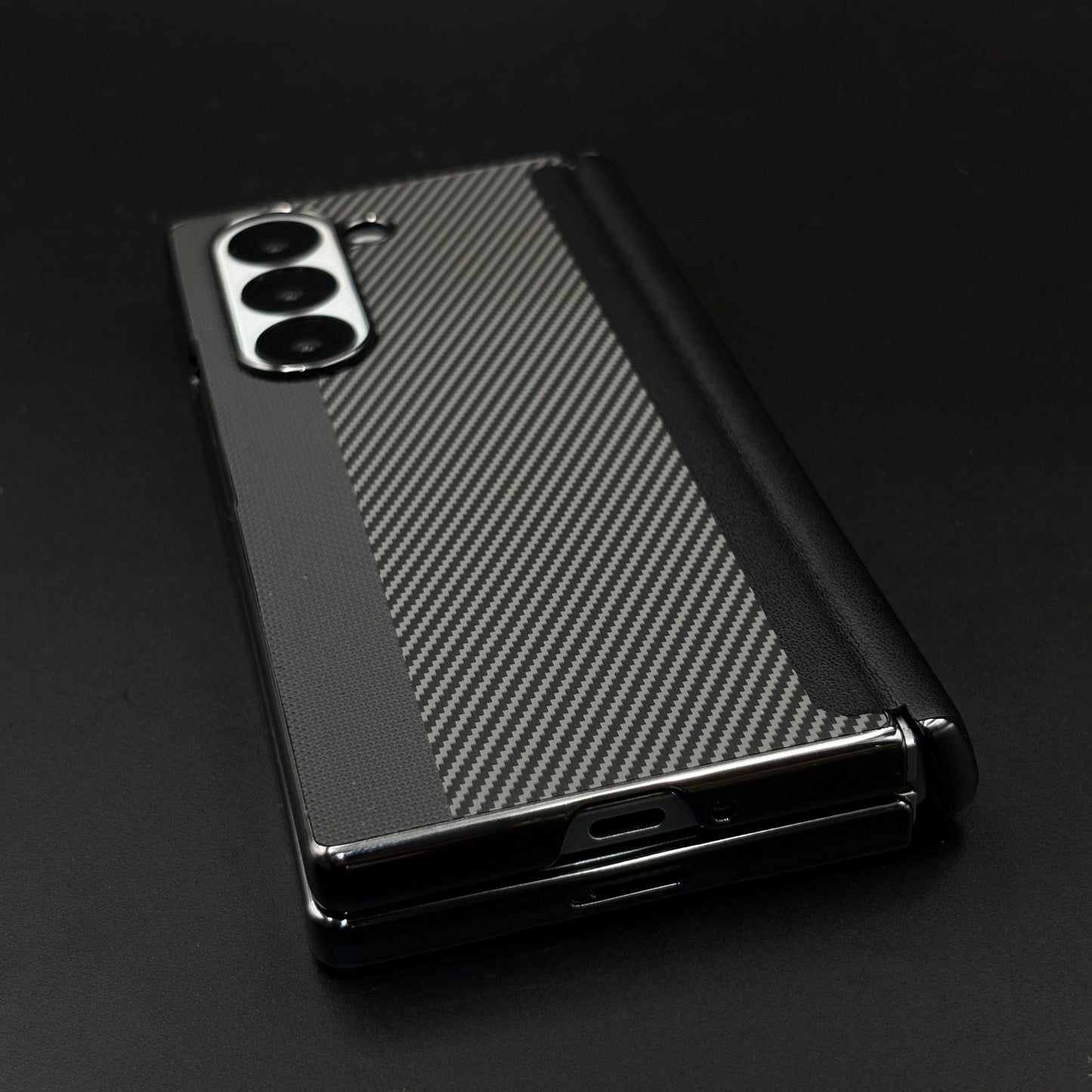 Dual Shade Carbon Fibre Case for Samsung Galaxy Z Fold 7 | Front Display & Hinge Guard | Luxury Edition