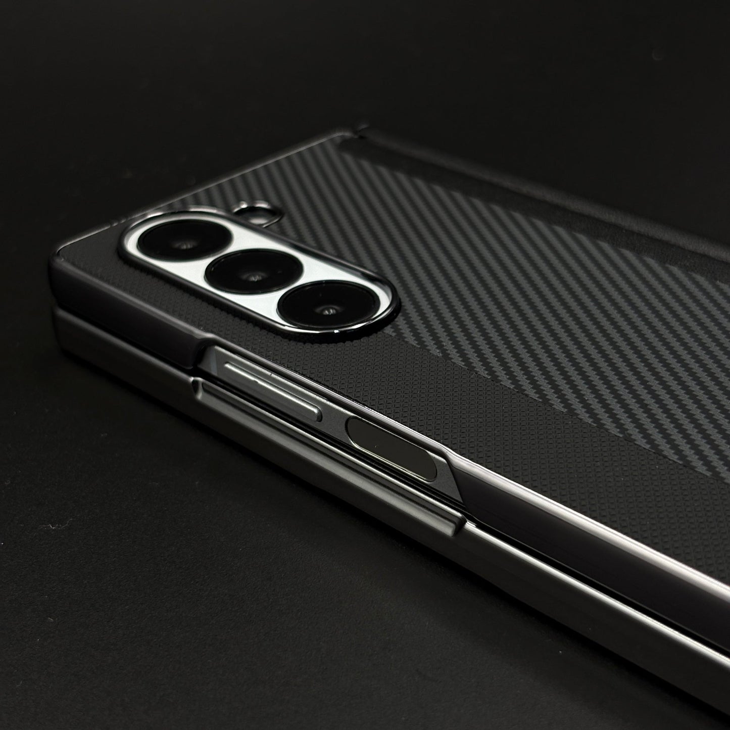 Dual Shade Carbon Fibre Case for Samsung Galaxy Z Fold 7 | Front Display & Hinge Guard | Luxury Edition