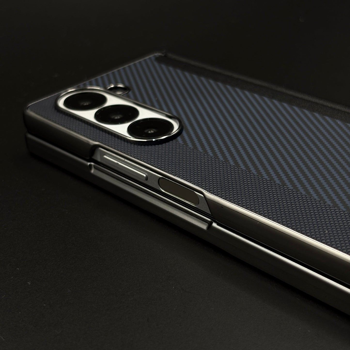 Dual Shade Carbon Fibre Case for Samsung Galaxy Z Fold 7 | Front Display & Hinge Guard | Luxury Edition