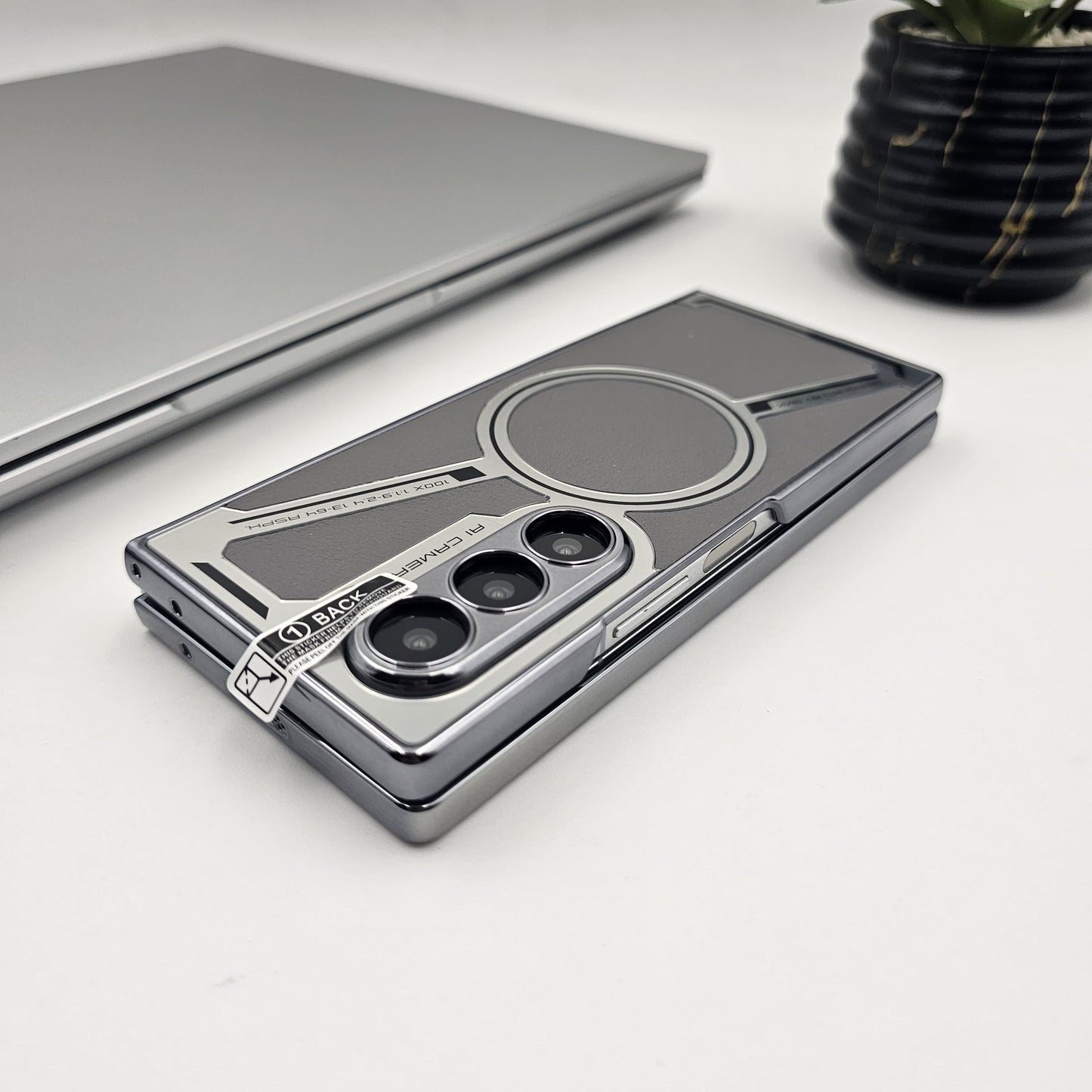 Samsung Galaxy Z Fold 6 Luxury Electroplated Magnetic Magsafe Case