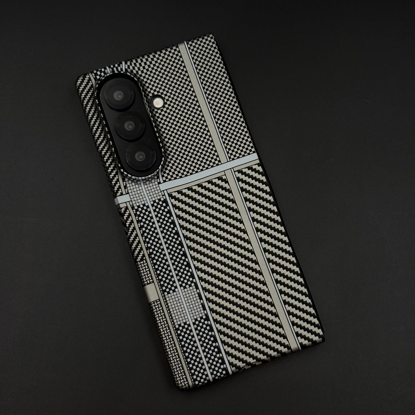 Aramid Texture Case Multi Pattern Gray for Samsung Galaxy Z Fold 7 Carbon Fibre Feel | Hidden MagSafe | Ultra Slim Fit