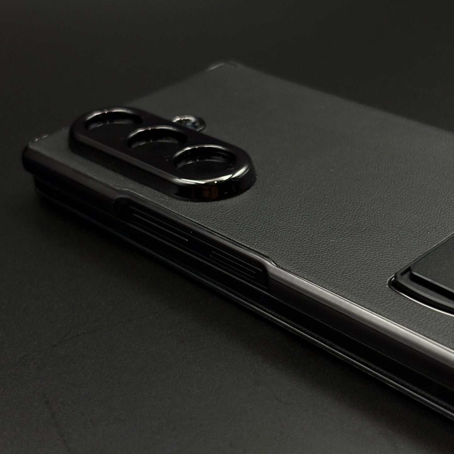 Leather Case with Flip Cover for Samsung Galaxy Z Fold 7 | Robust Metal Kickstand | Elegant Touch
