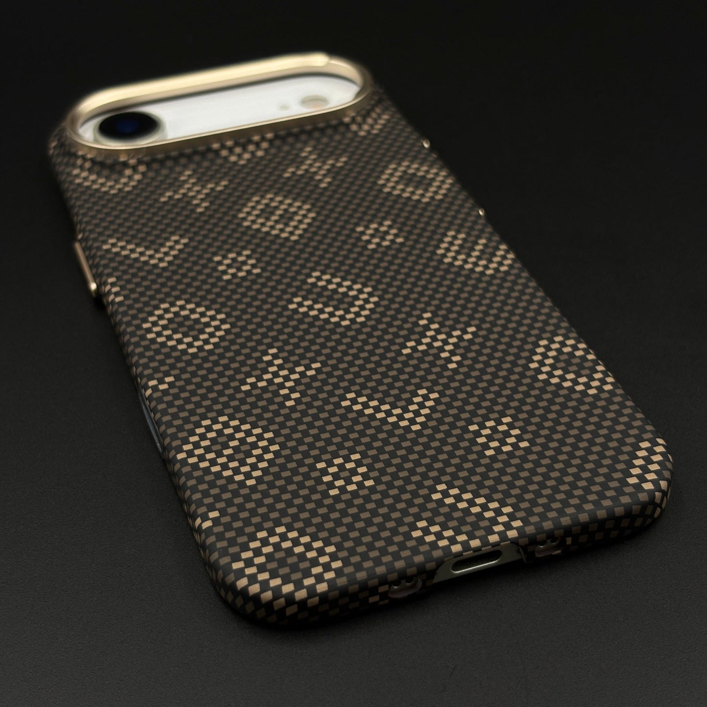 Glow in the Dark Aramid Fiber Phone Case Cover for iPhone 17 Air | Hidden Magsafe | Luminous Design