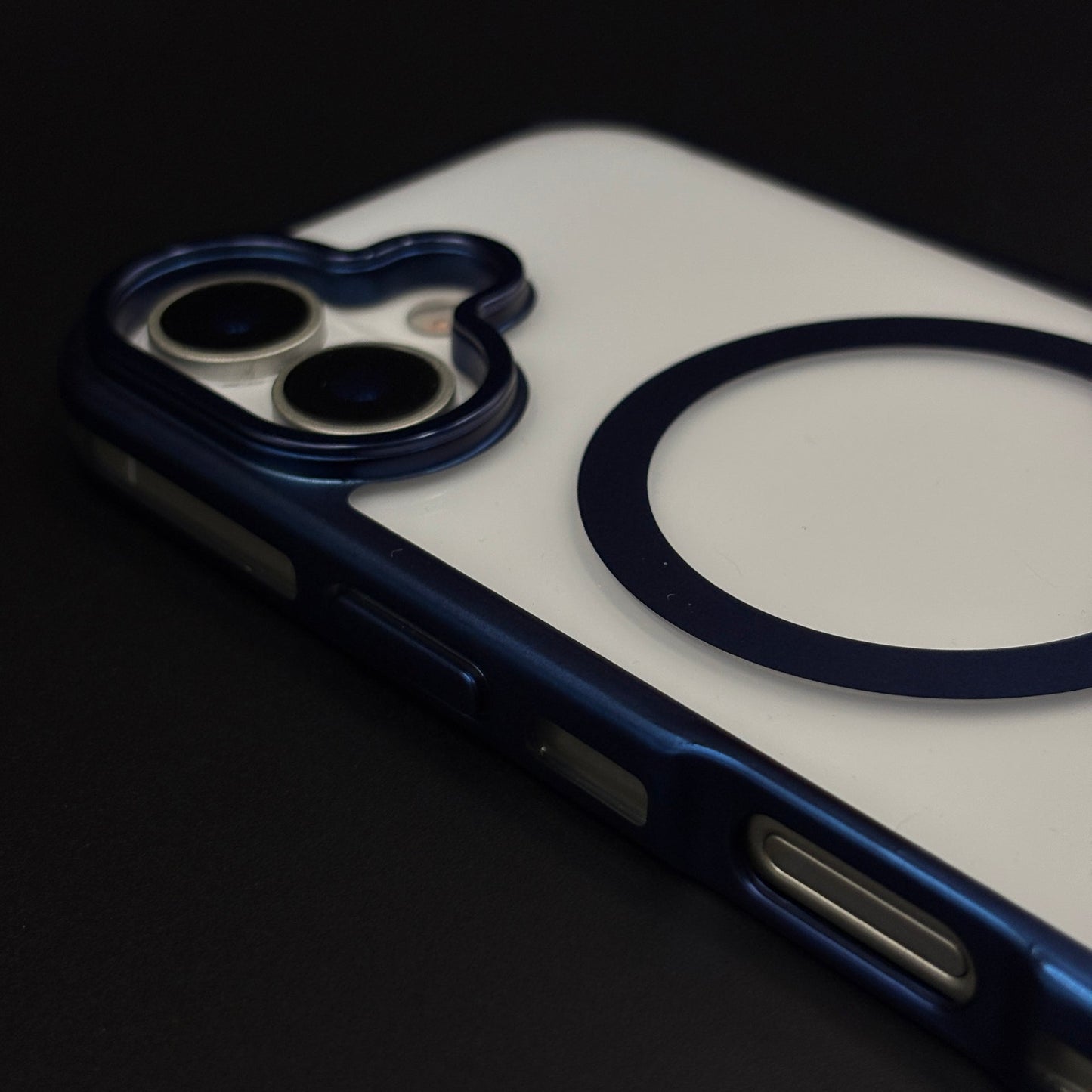 Anti-Yellow Clear MagSafe Phone Case Cover with Camera Bump for iPhone 17