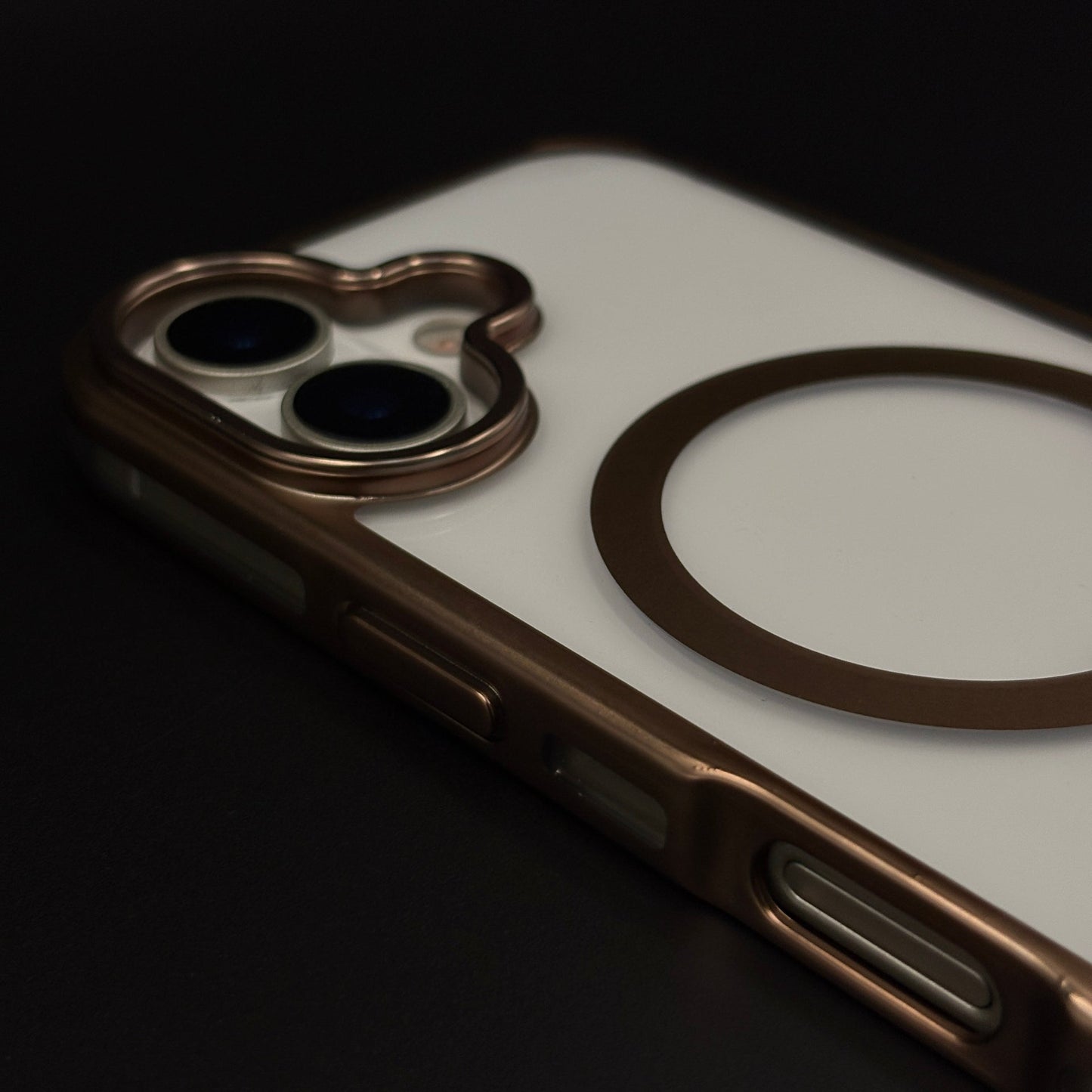 Anti-Yellow Clear MagSafe Phone Case Cover with Camera Bump for iPhone 17