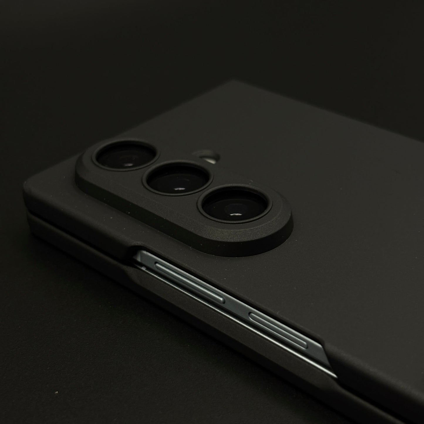 Minimalist Metal Kickstand Case for Samsung Galaxy Z Fold 7 | Slim Premium Protection