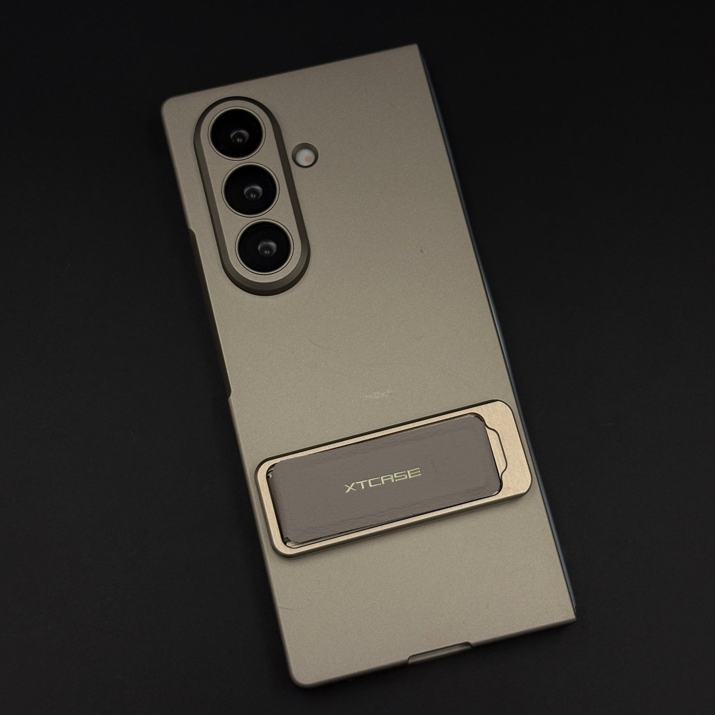 Minimalist Metal Kickstand Case for Samsung Galaxy Z Fold 7 | Slim Premium Protection