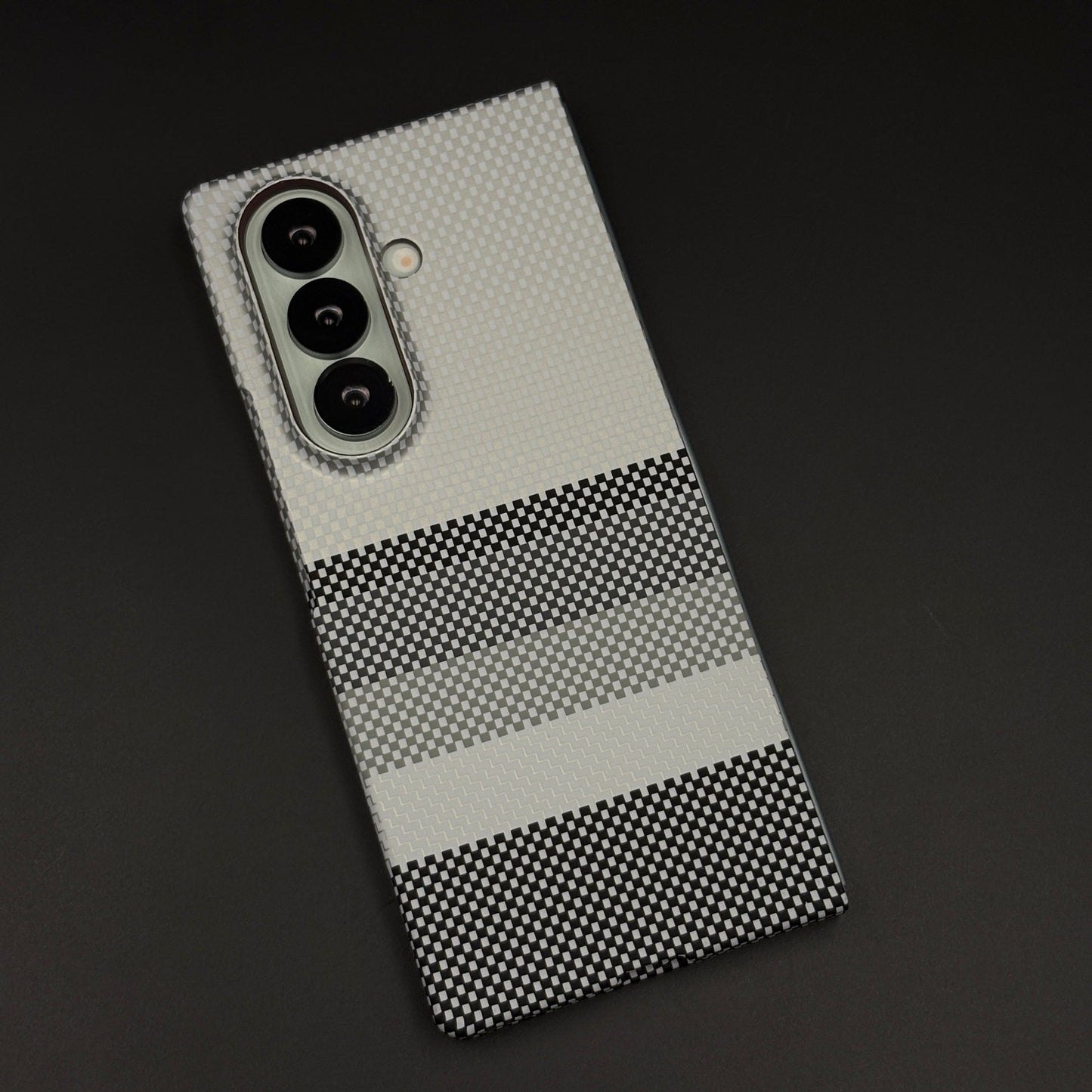 Aramid Texture Case Monochrome Stripe for Samsung Galaxy Z Fold 7 Carbon Fibre Feel | Hidden MagSafe | Ultra Slim Fit