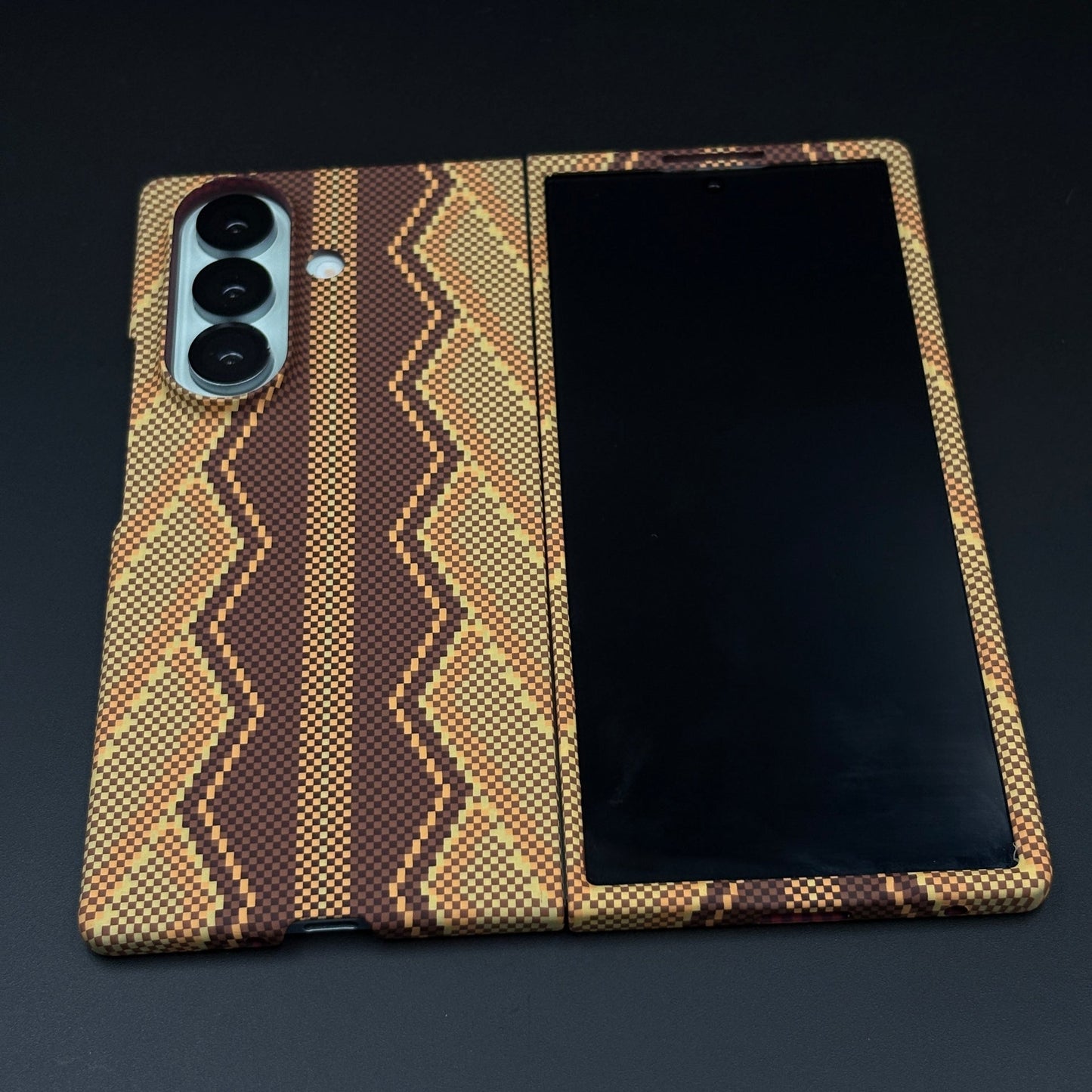 Aramid Texture Case Desert Brown Zigzag for Samsung Galaxy Z Fold 7 Carbon Fibre Feel | Hidden MagSafe | Ultra Slim Fit