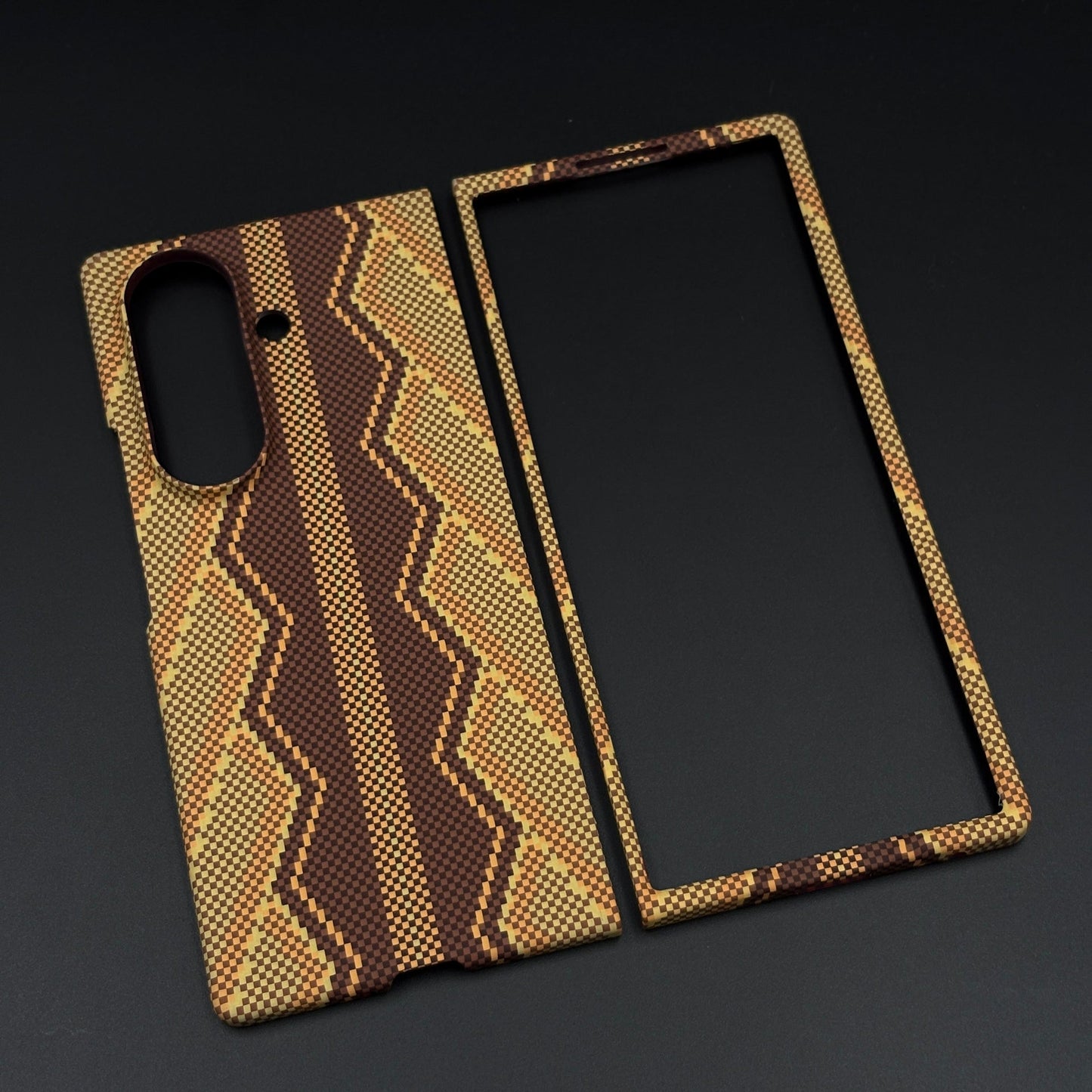 Aramid Texture Case Desert Brown Zigzag for Samsung Galaxy Z Fold 7 Carbon Fibre Feel | Hidden MagSafe | Ultra Slim Fit