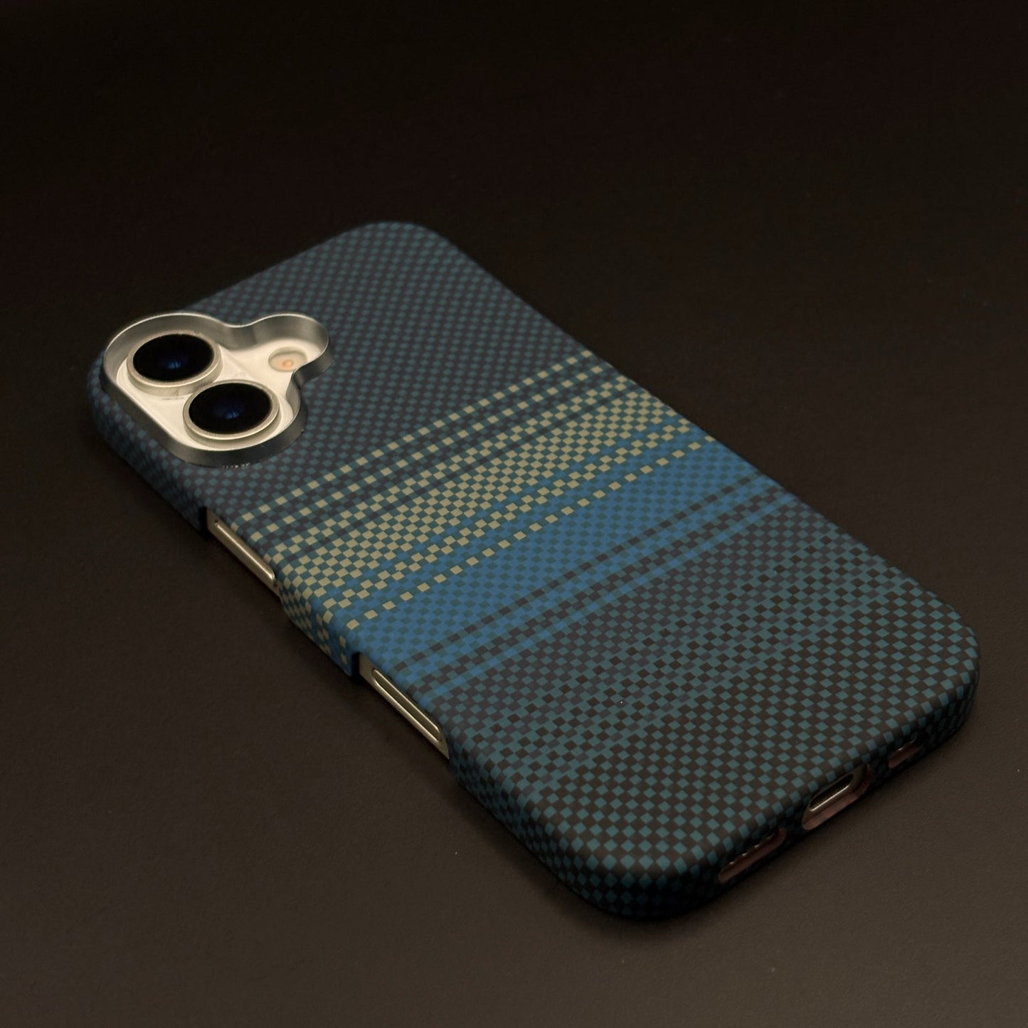 iPhone 17 Blue Teal Premium Slim Case | Rare Aramid Texture Finish | Real Carbon Fibre Feel | Hidden MagSafe