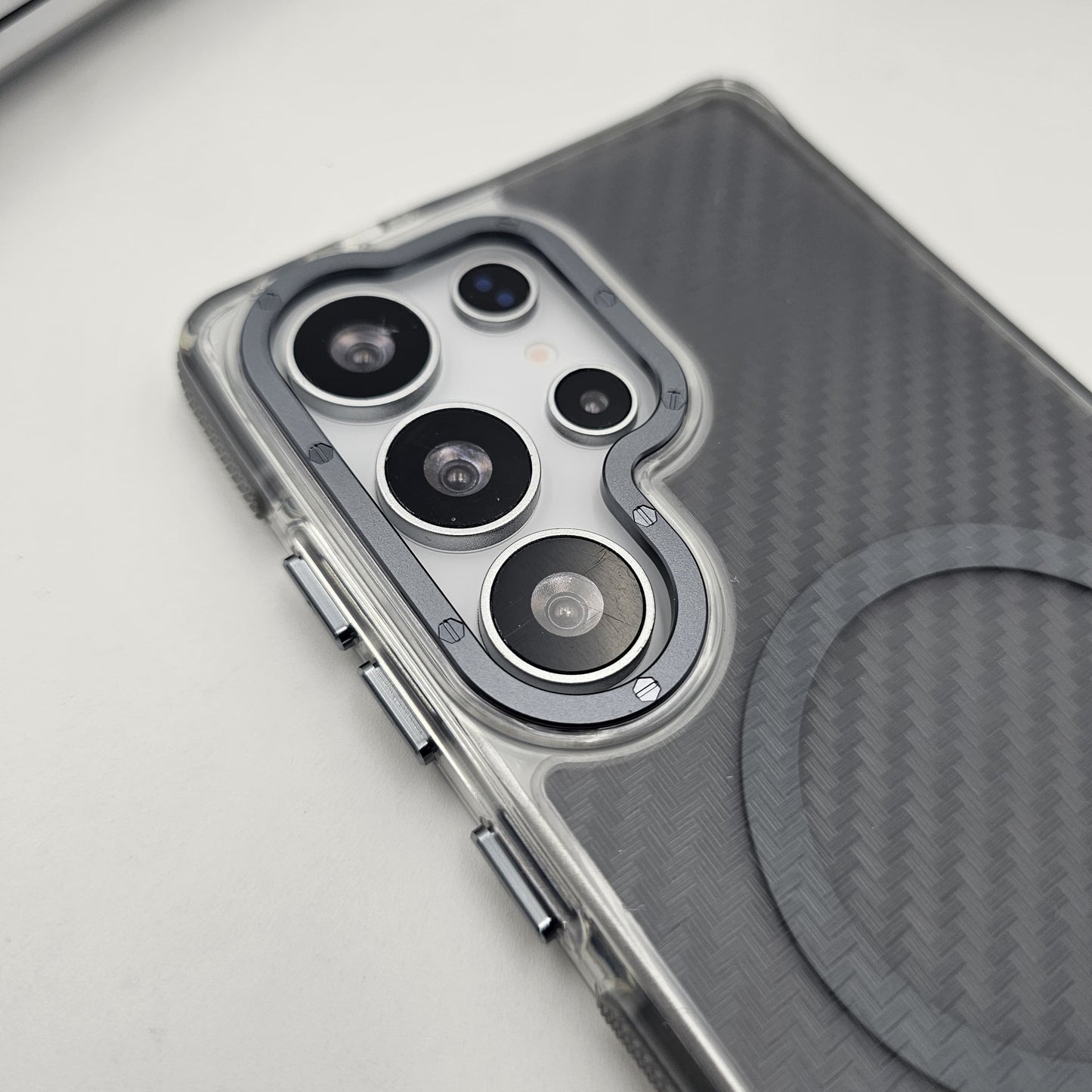 Carbon Fibre Matte MagSafe Case for Samsung Galaxy S24 Ultra | Smokey Finish Protection