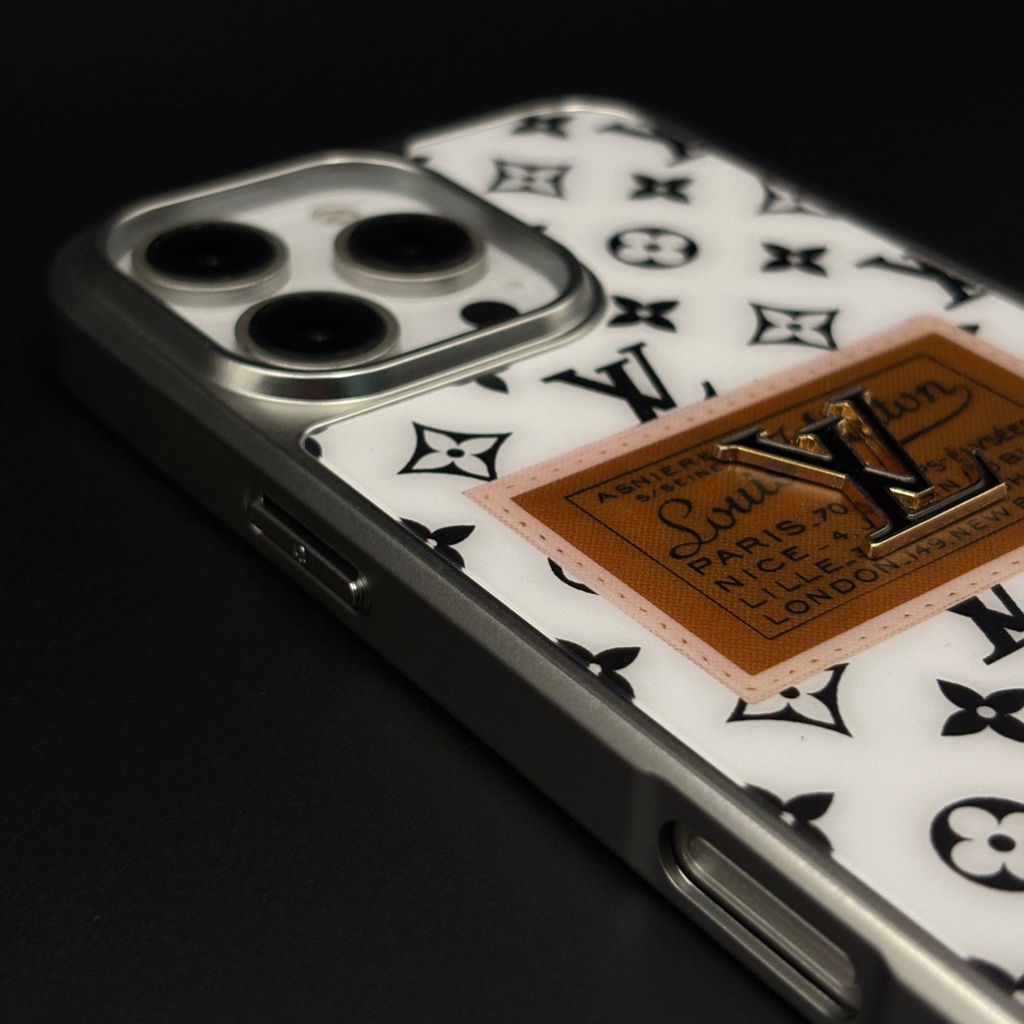 Luxury Fashion Brand Monogram Metal Style Frame Case Cover for iPhone