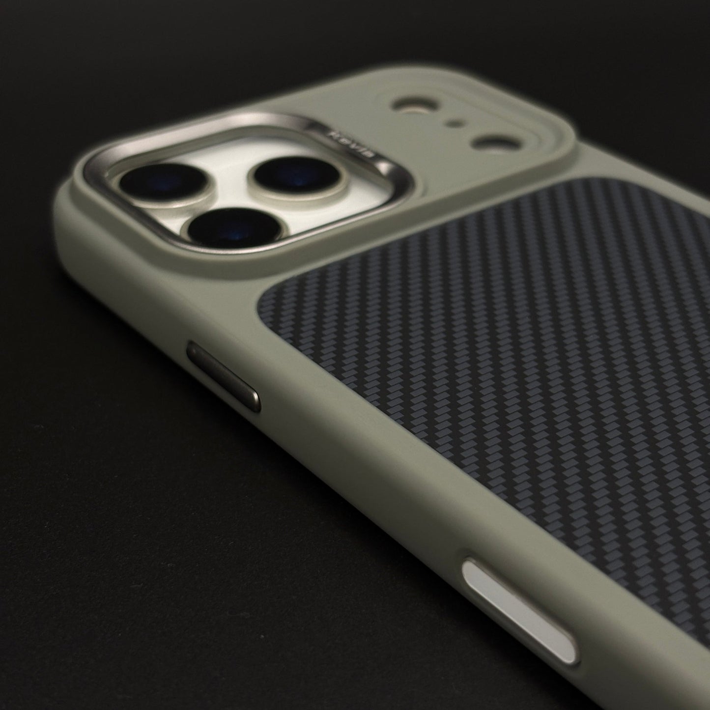 Stealth Armor Hidden MagSafe Carbon Mobile Case Cover for iPhone 17 Series