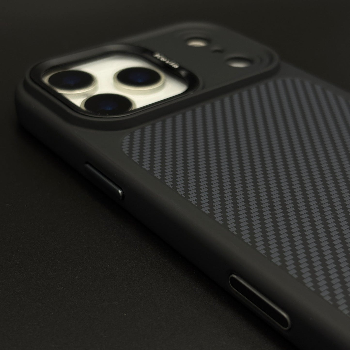 Stealth Armor Hidden MagSafe Carbon Mobile Case Cover for iPhone 17 Series