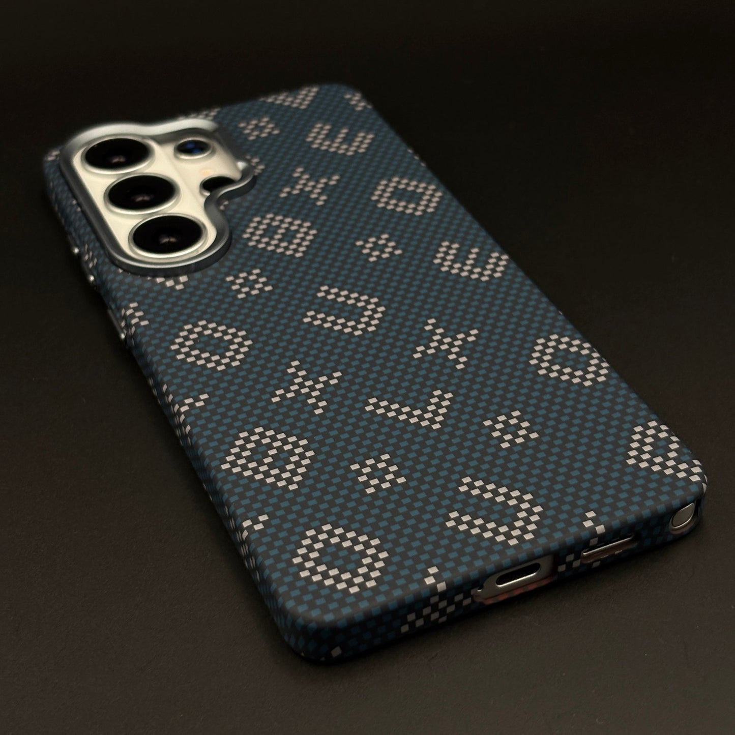 Glow in the Dark Aramid Fiber Case for Samsung Galaxy S26 Ultra | Hidden Magsafe | Luminous Design