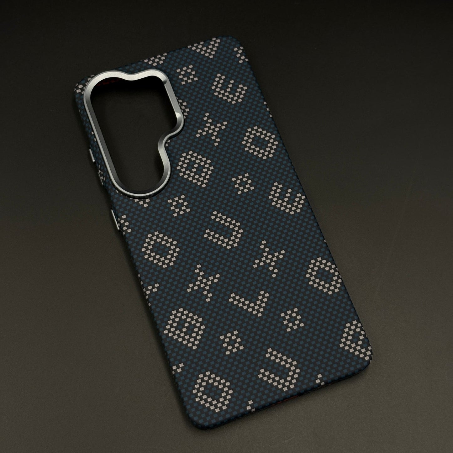 Glow in the Dark Aramid Fiber Case for Samsung Galaxy S26 Ultra | Hidden Magsafe | Luminous Design