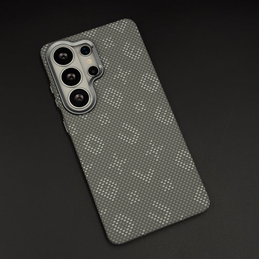 Glow in the Dark Aramid Fiber Case for Samsung Galaxy S26 Ultra | Hidden Magsafe | Luminous Design