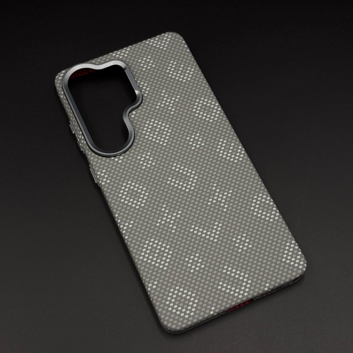 Glow in the Dark Aramid Fiber Case for Samsung Galaxy S26 Ultra | Hidden Magsafe | Luminous Design