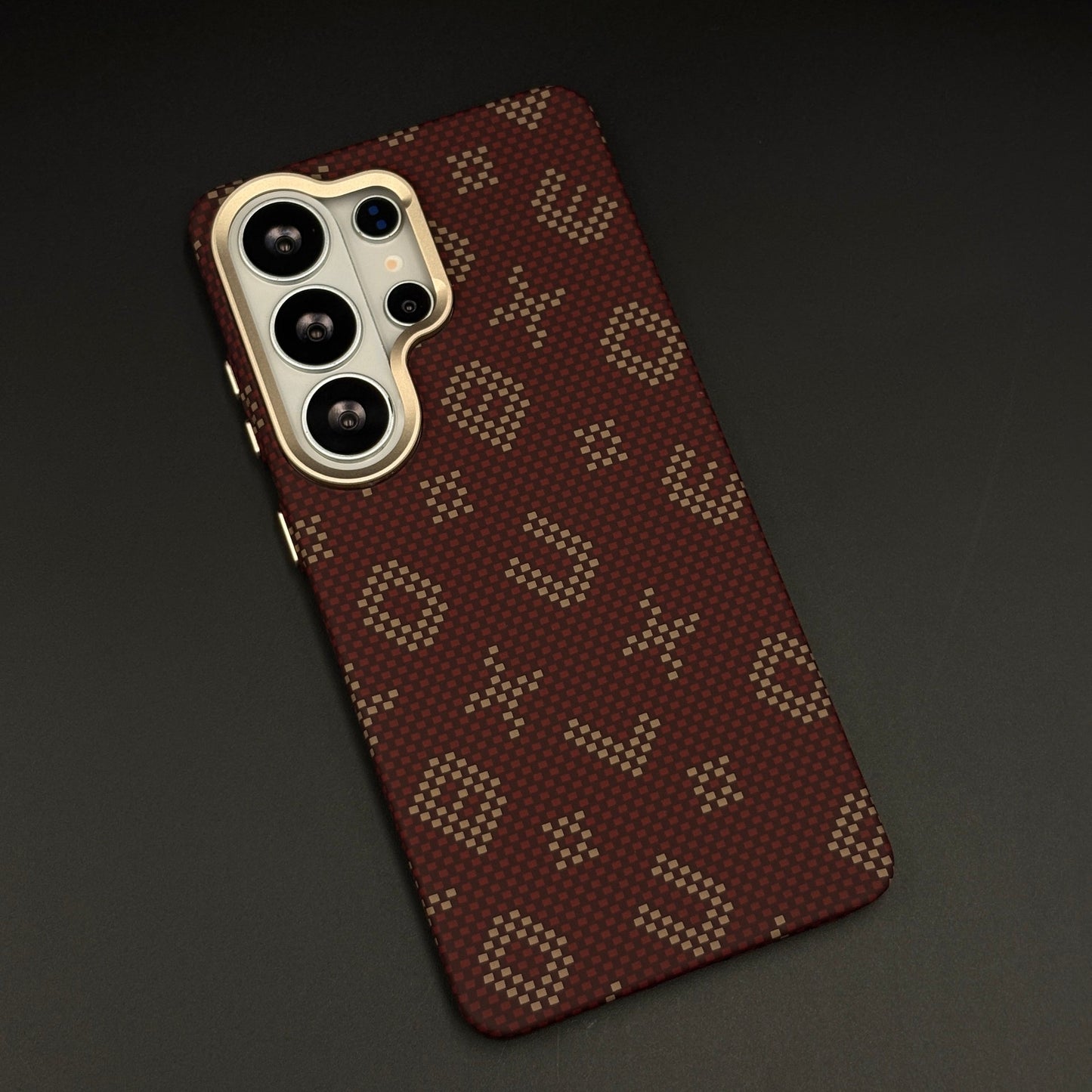 Glow in the Dark Aramid Fiber Case for Samsung Galaxy S26 Ultra | Hidden Magsafe | Luminous Design